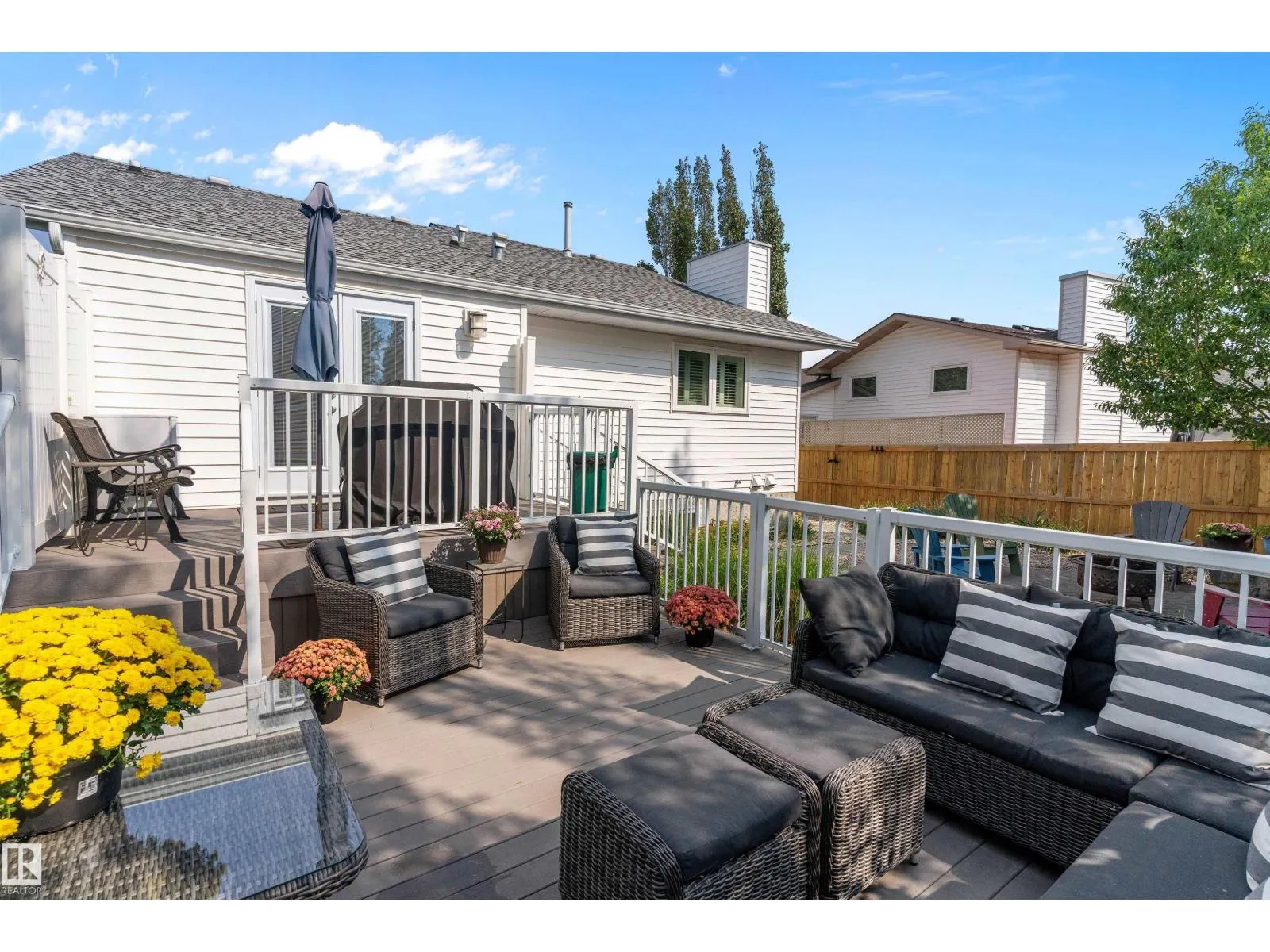 77 Meadowview DR