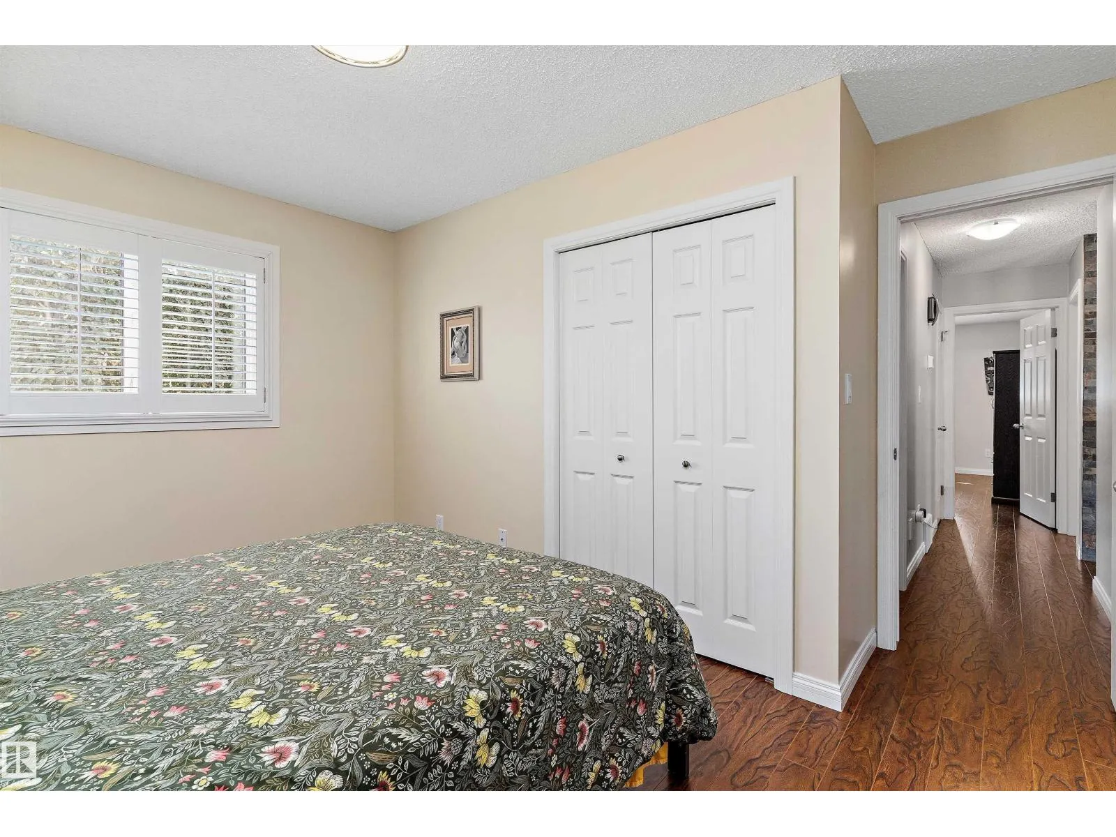 77 Meadowview DR