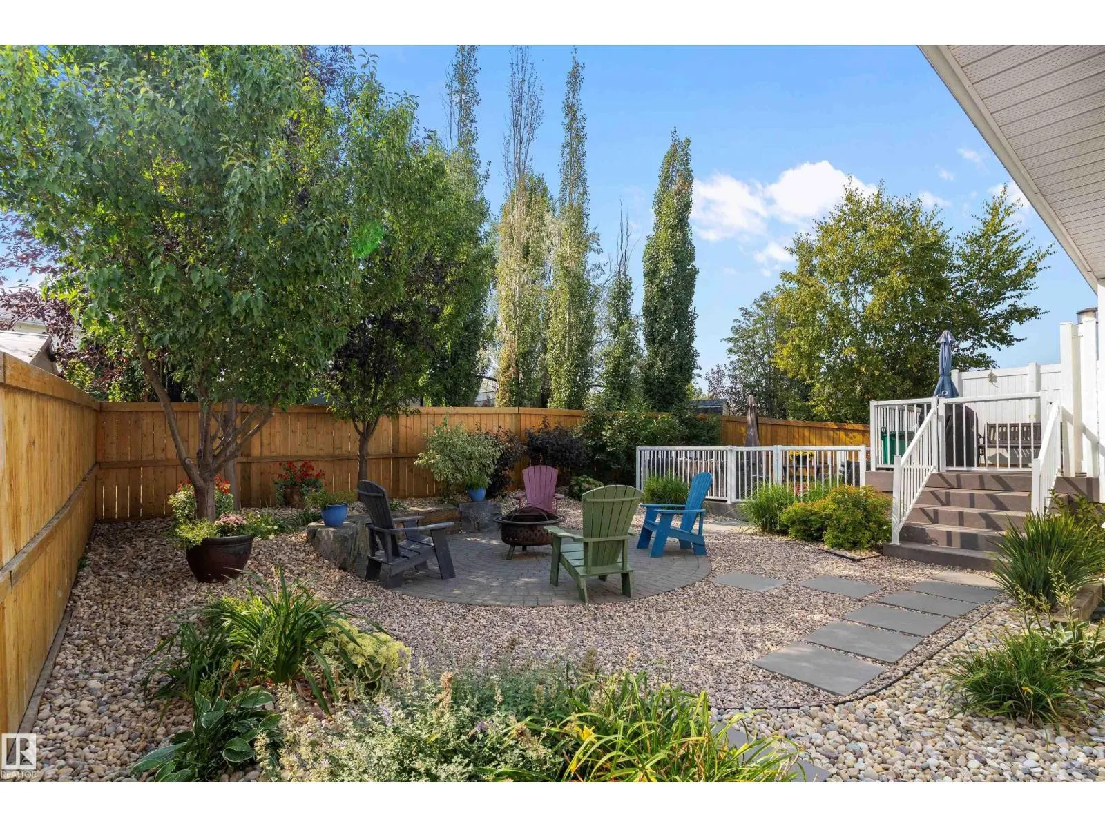 77 Meadowview DR