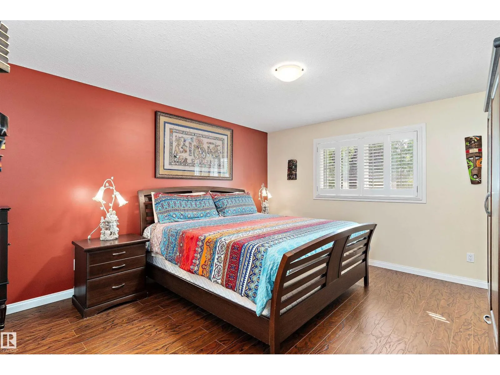 77 Meadowview DR