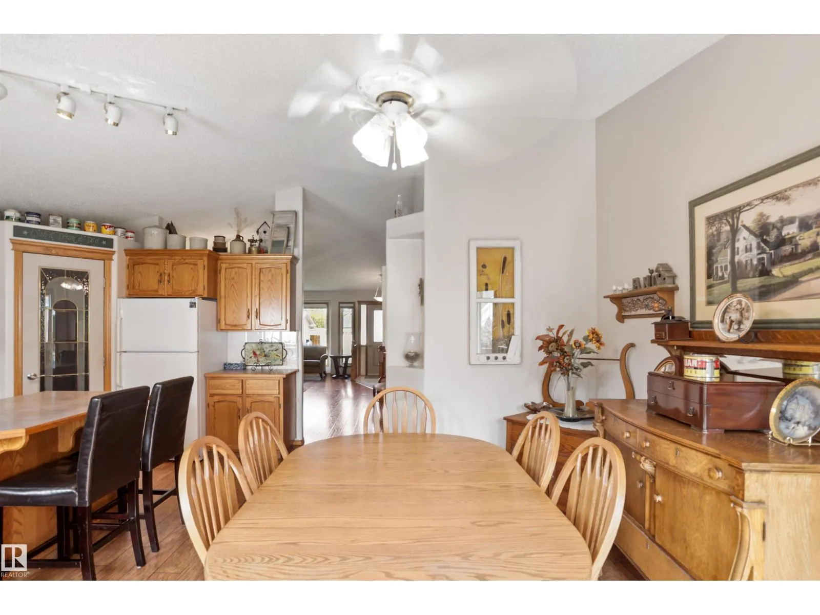 150 HIGHWOOD CR