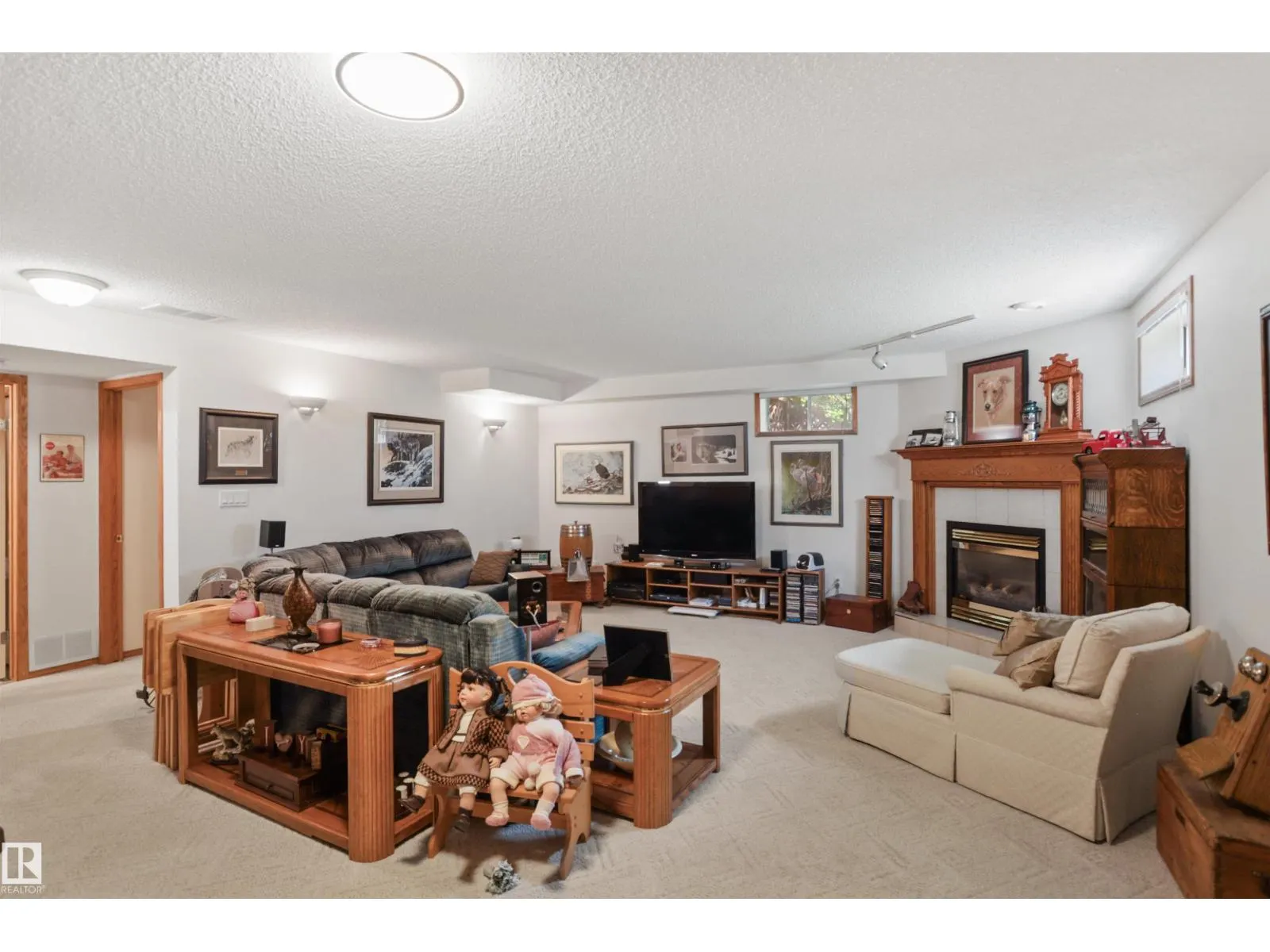 150 HIGHWOOD CR