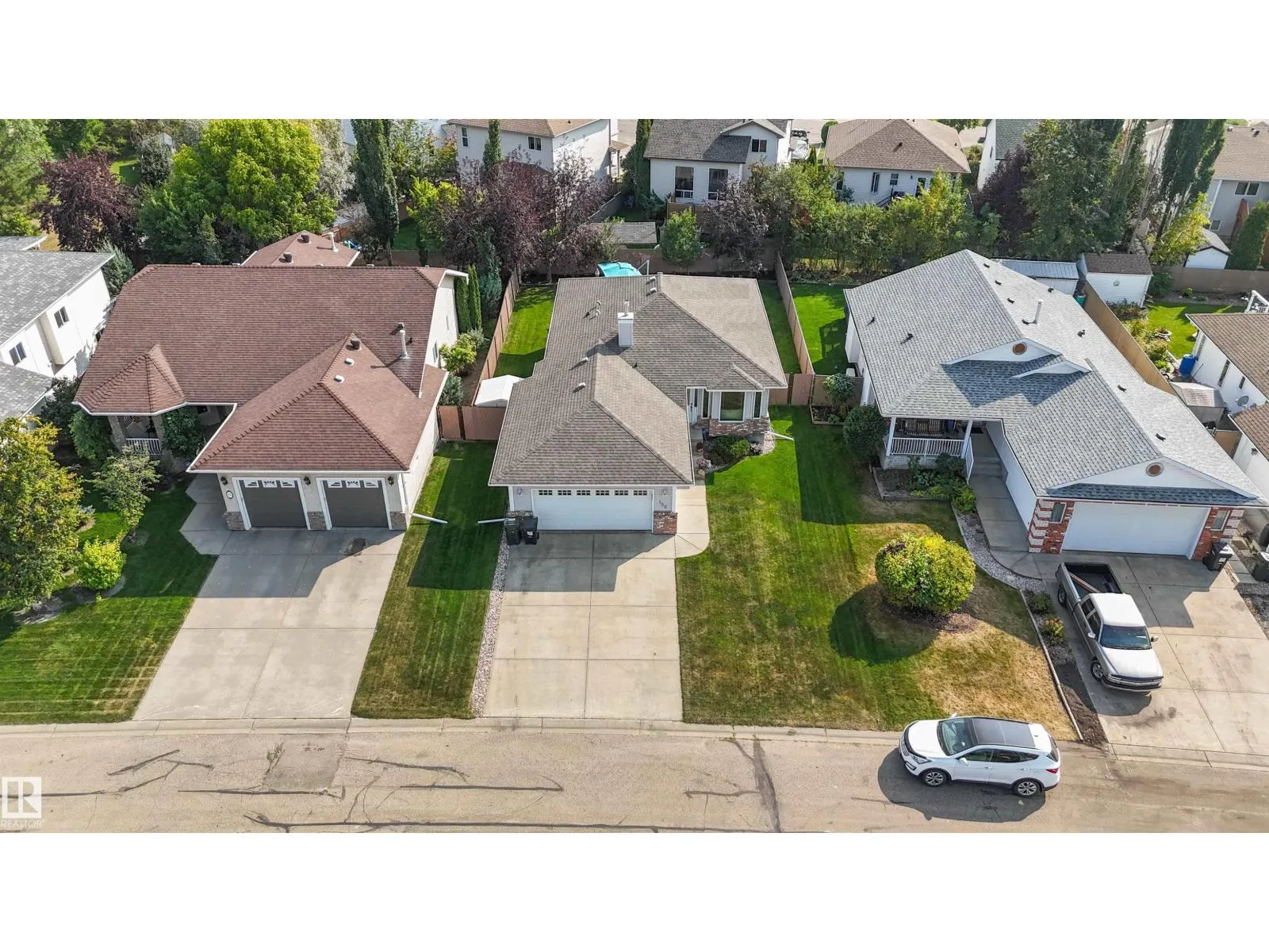 150 HIGHWOOD CR