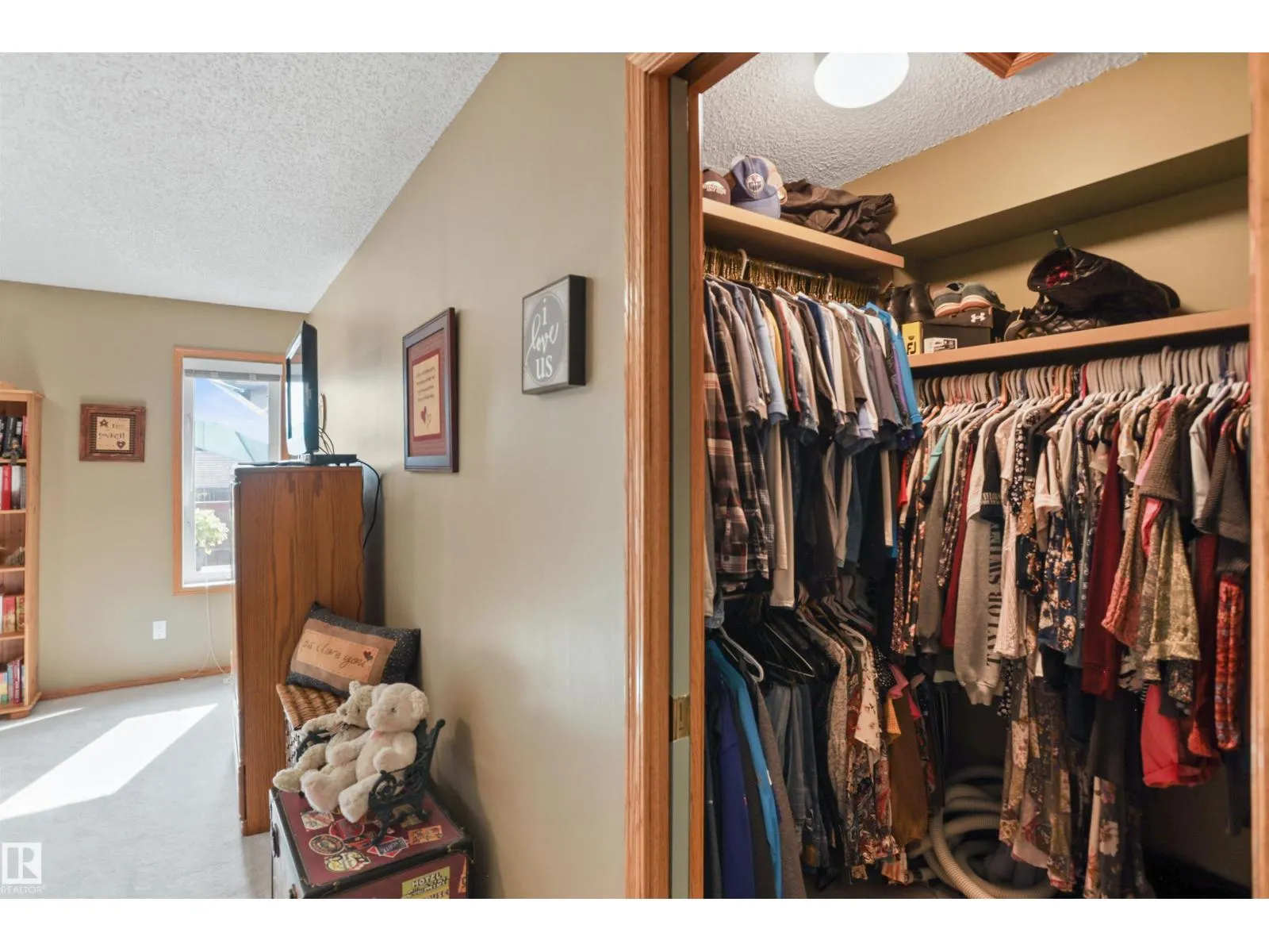 150 HIGHWOOD CR
