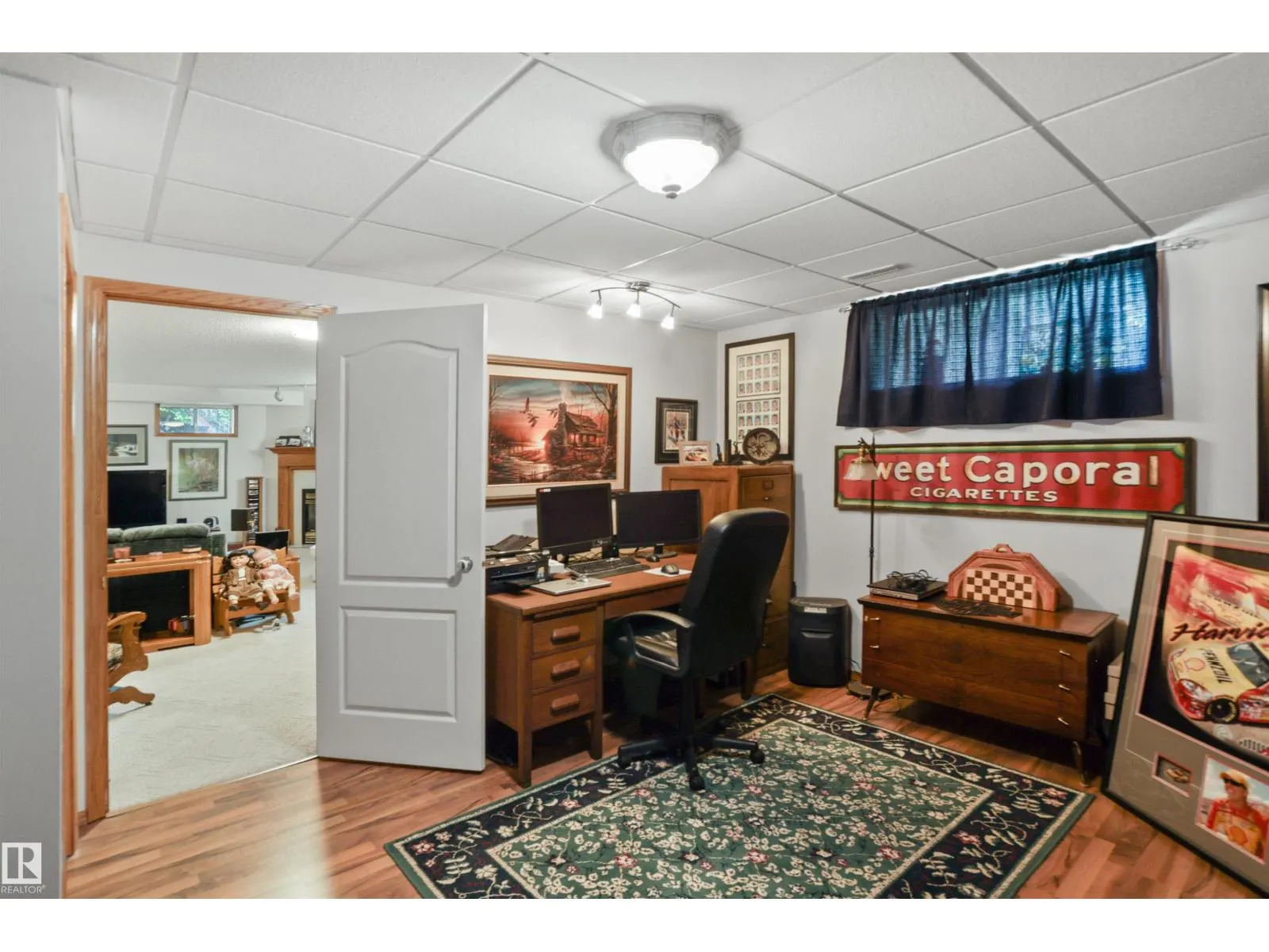 150 HIGHWOOD CR