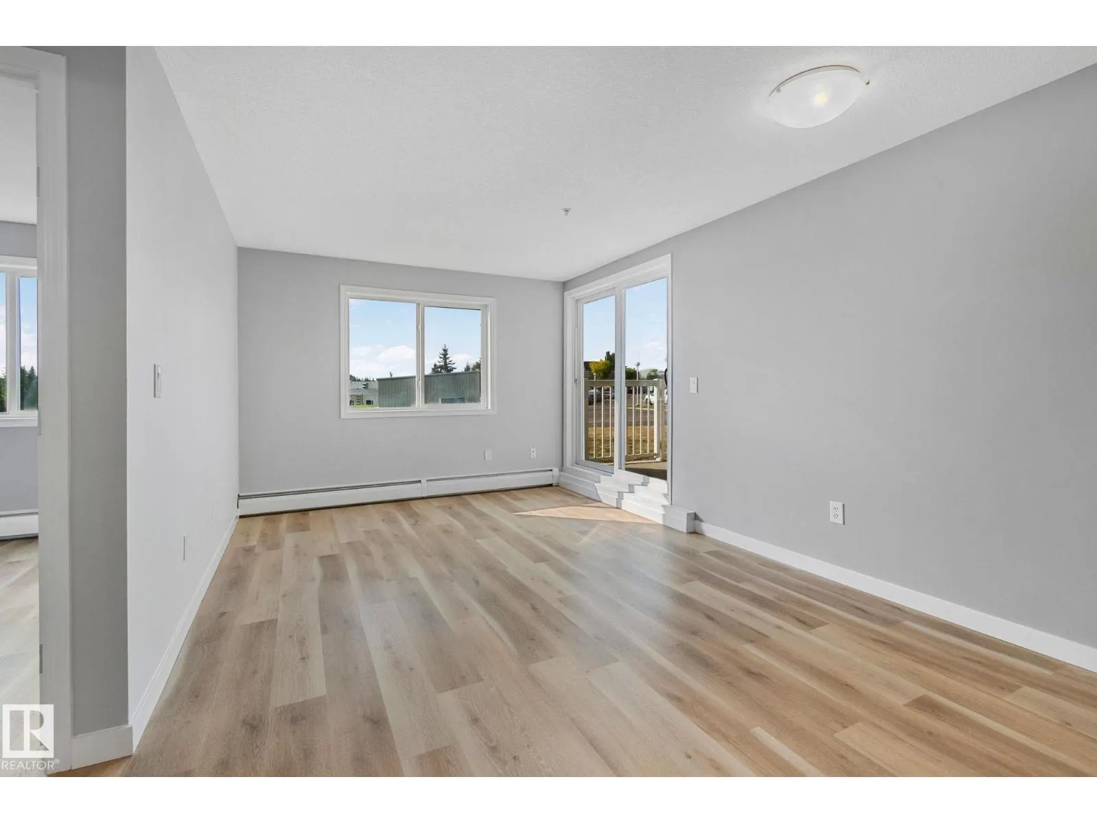 #107 4309 33 ST