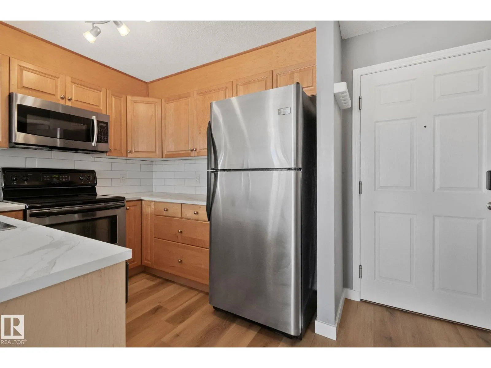 #107 4309 33 ST