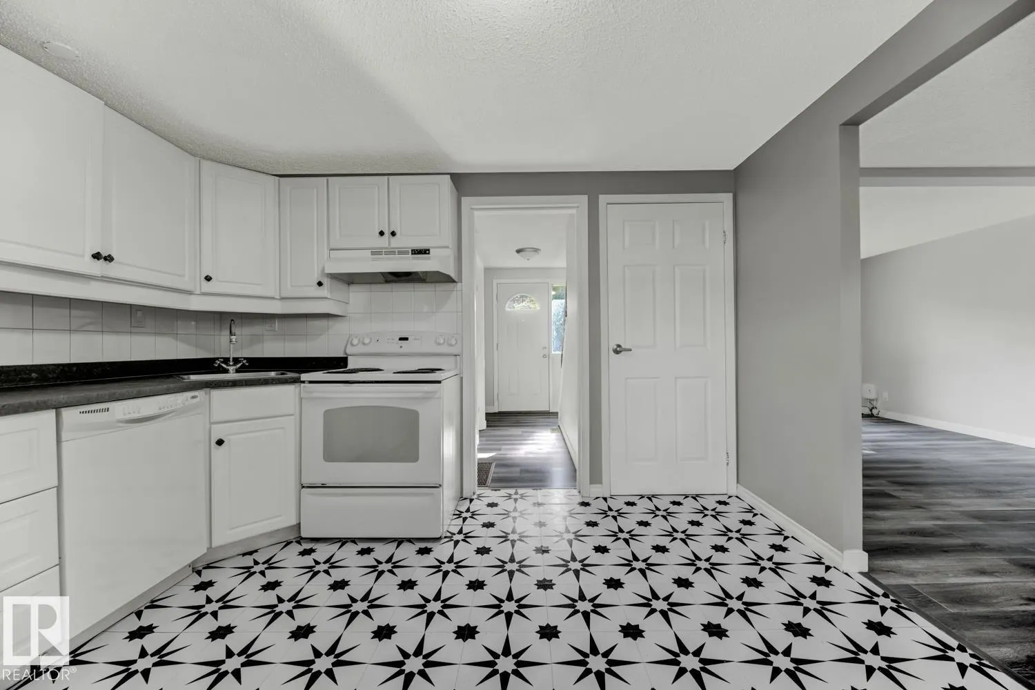 283 RIDGEWOOD TC
