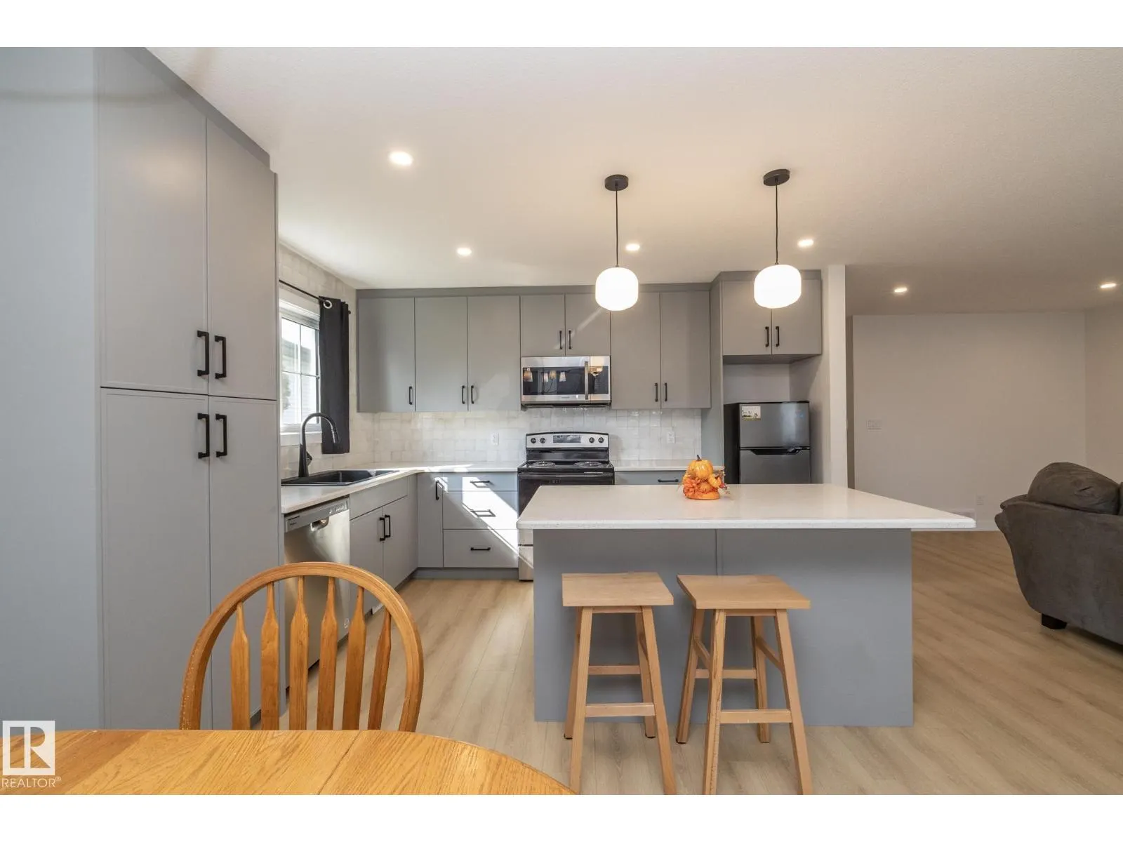 56 BRAZEAU DR