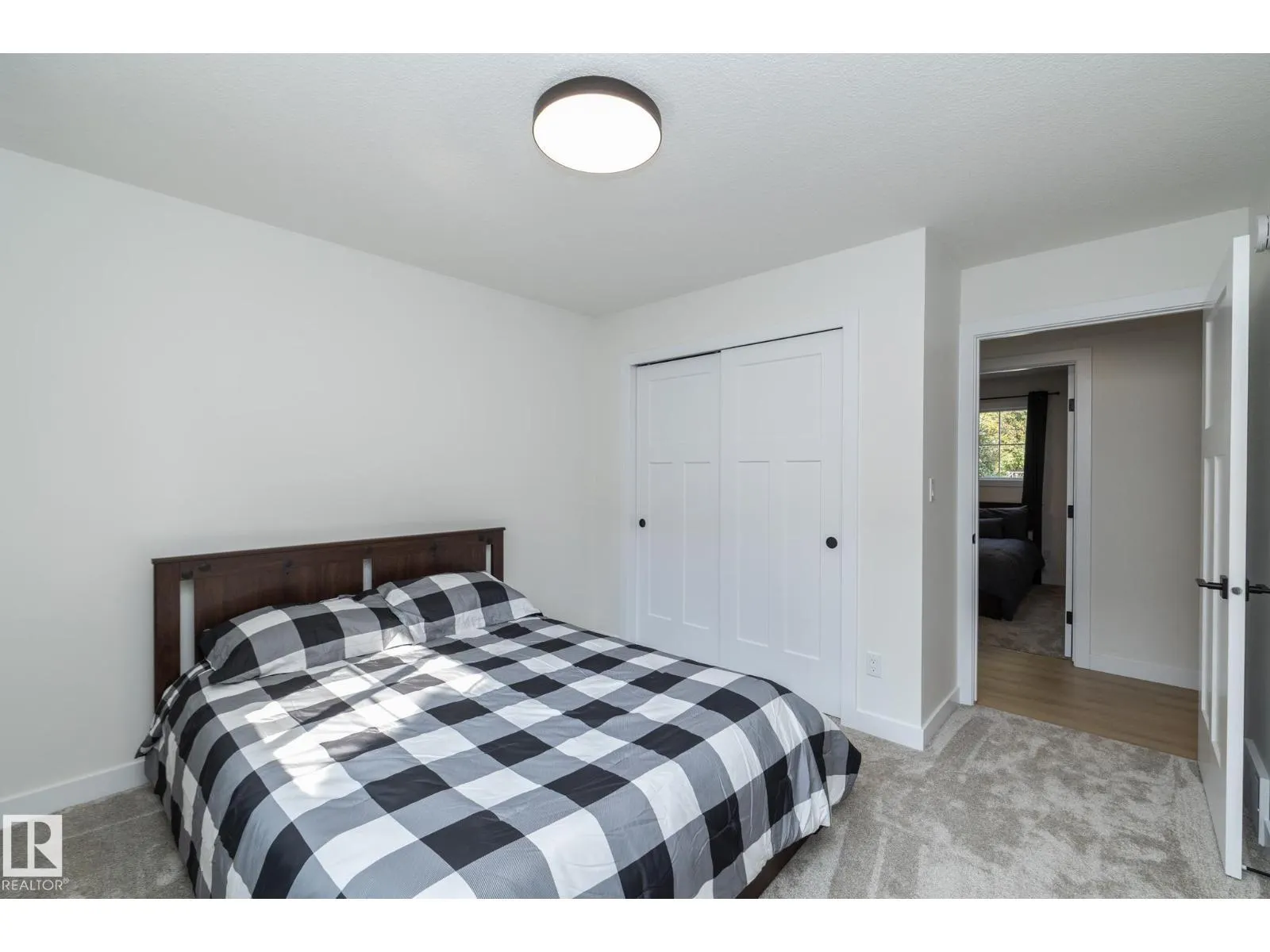 56 BRAZEAU DR
