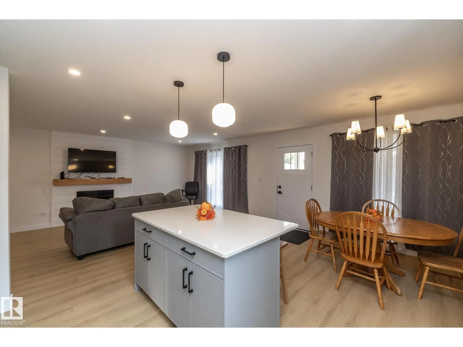 56 BRAZEAU DR