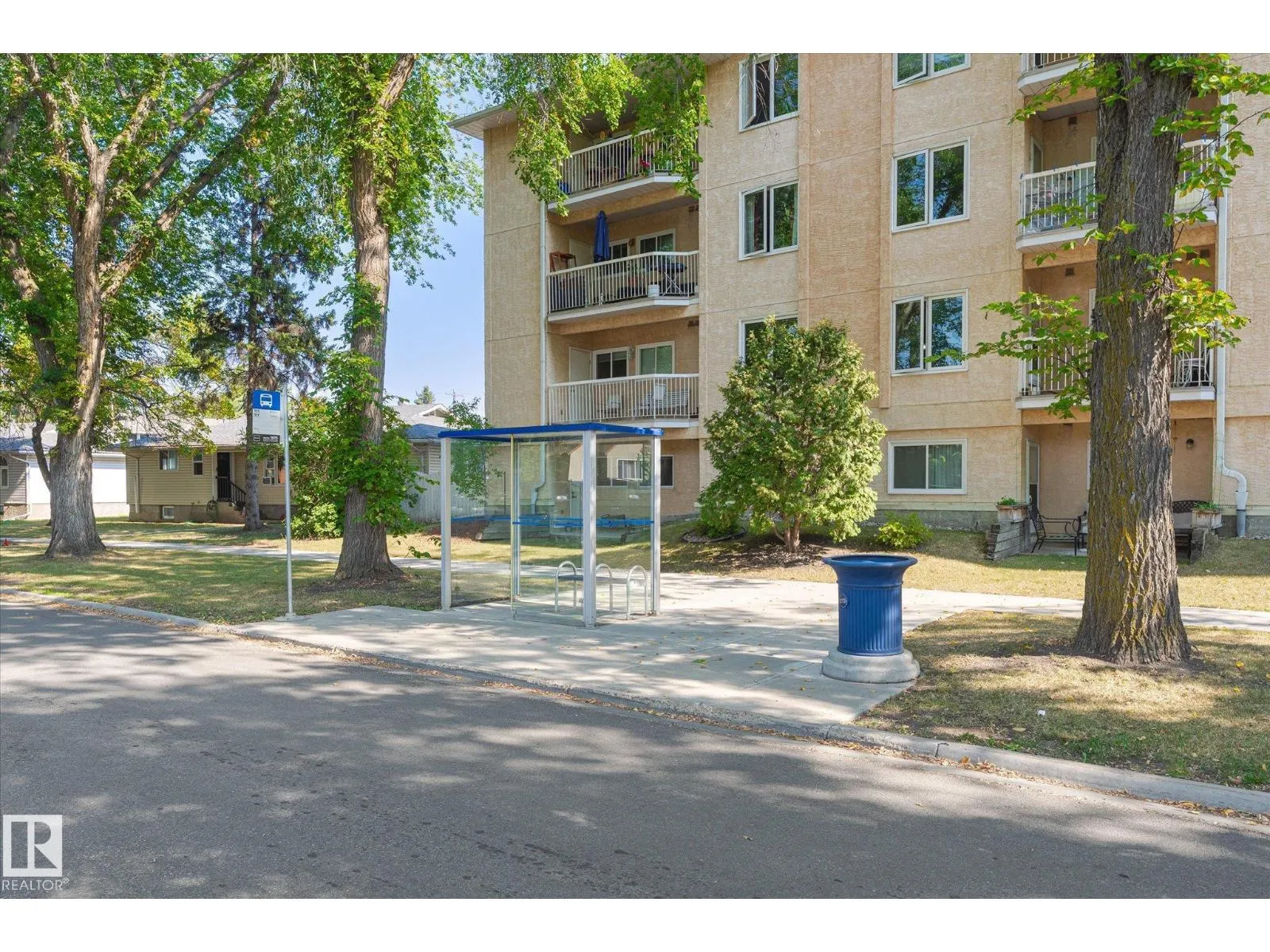 #304 11511 130 ST NW