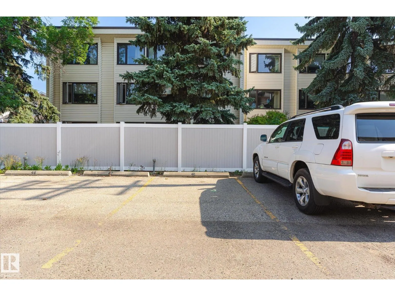 #304 11511 130 ST NW