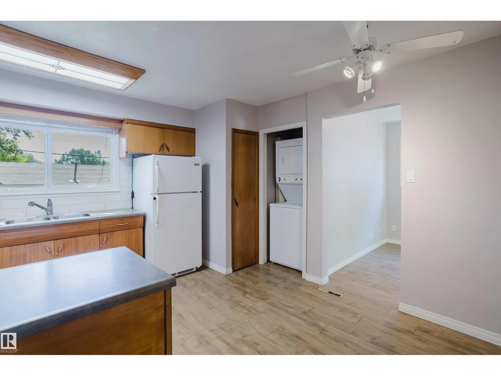 16505 103 AV NW