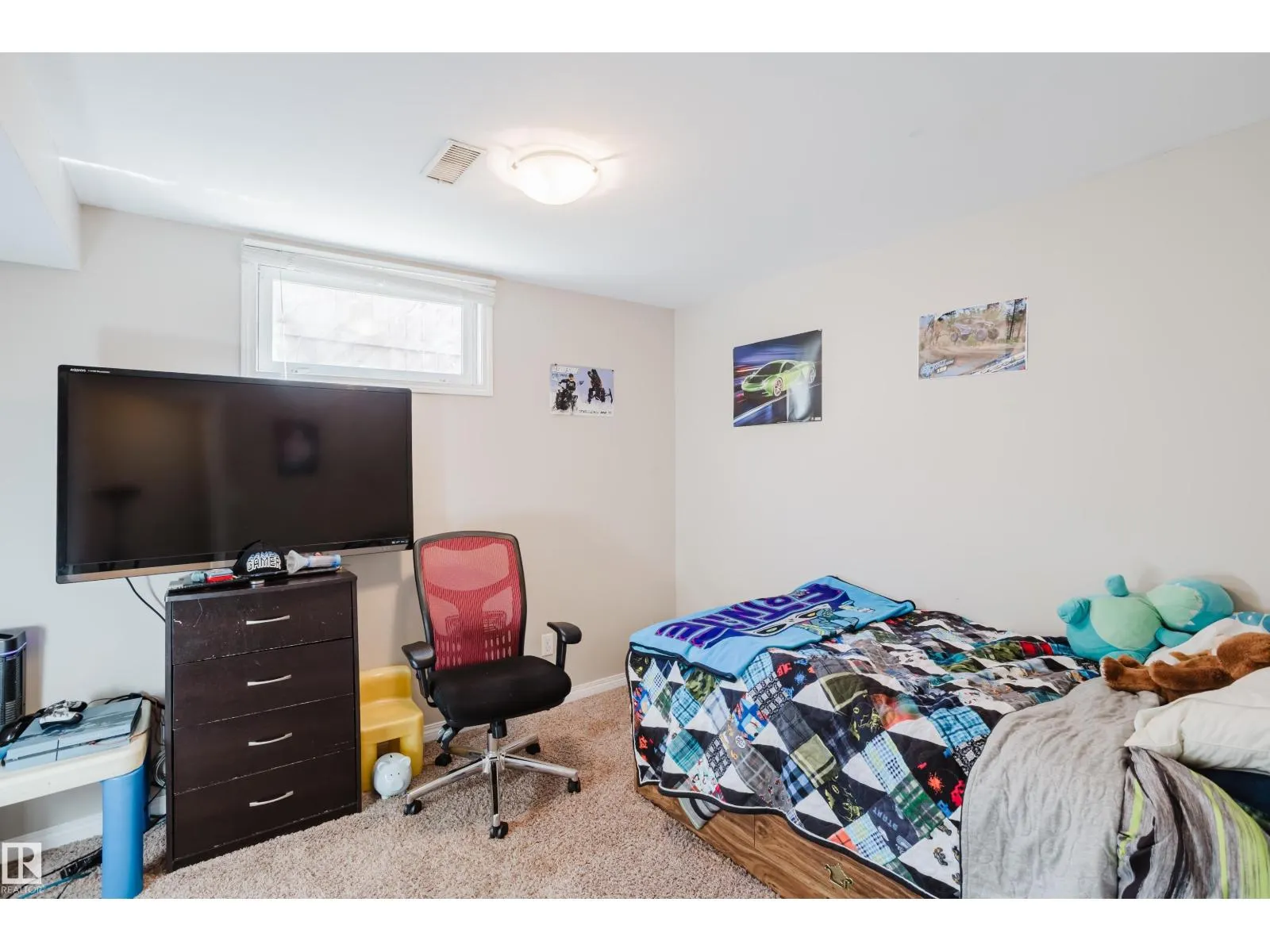 16505 103 AV NW