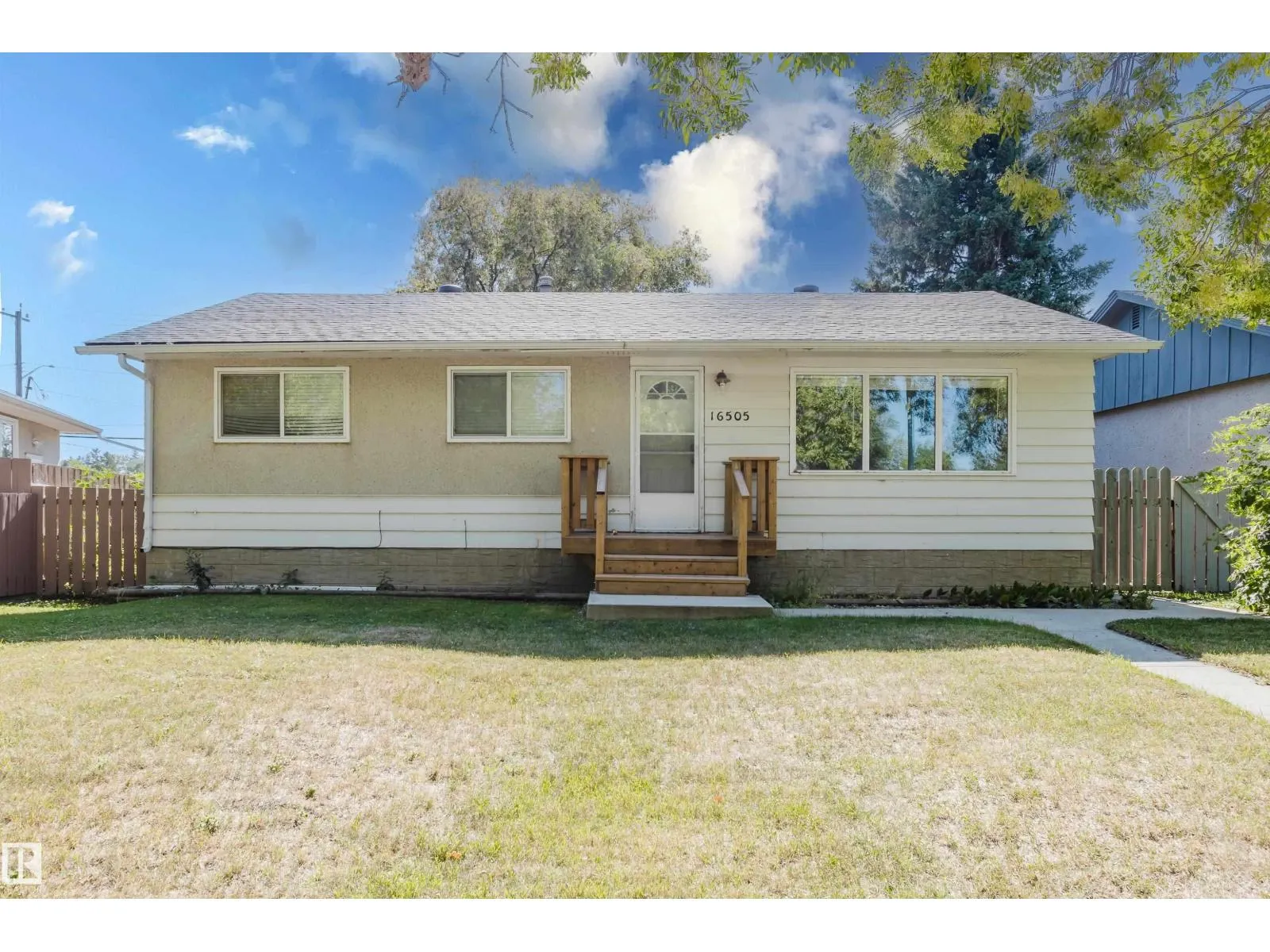 16505 103 AV NW