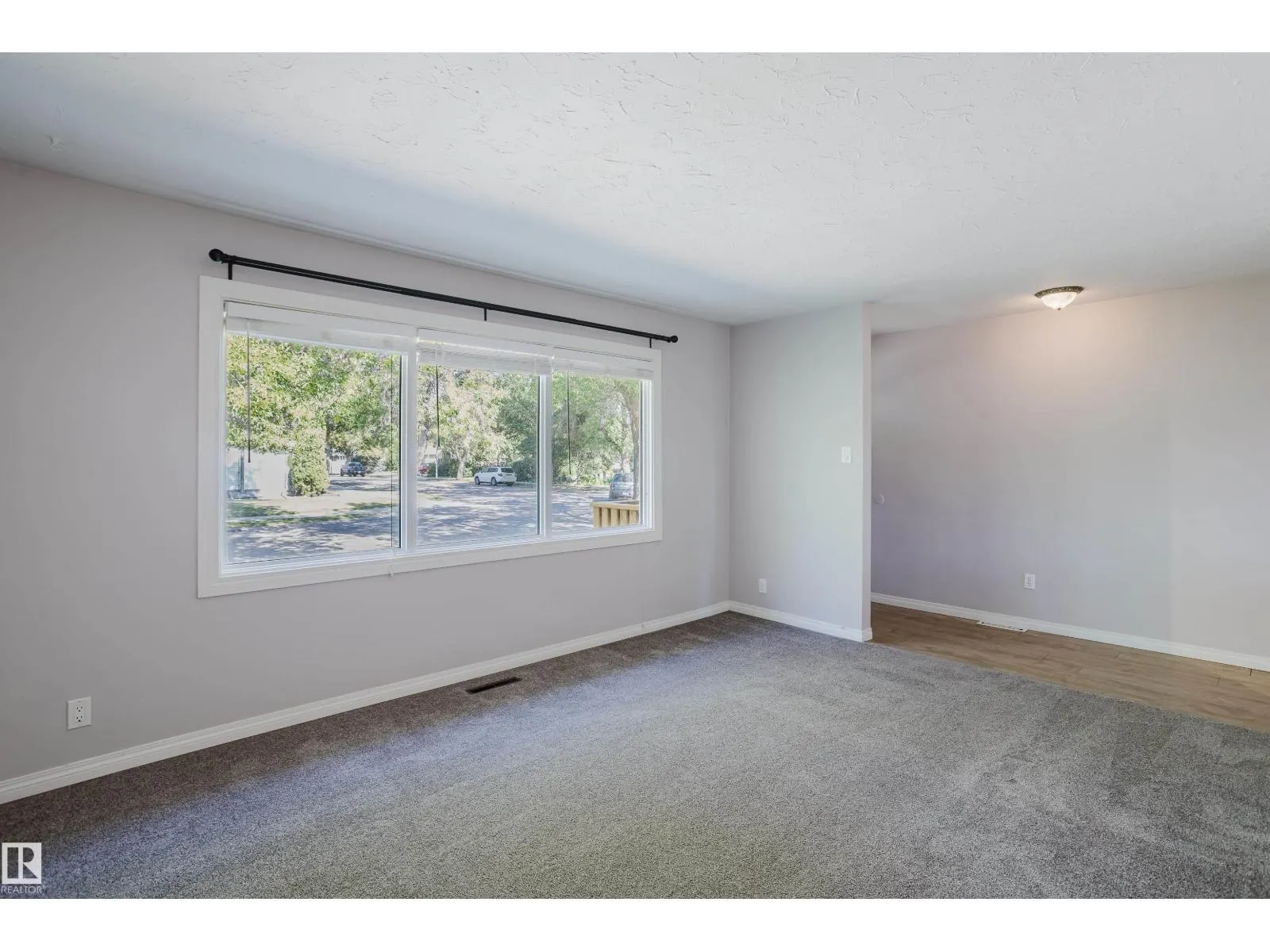 16505 103 AV NW