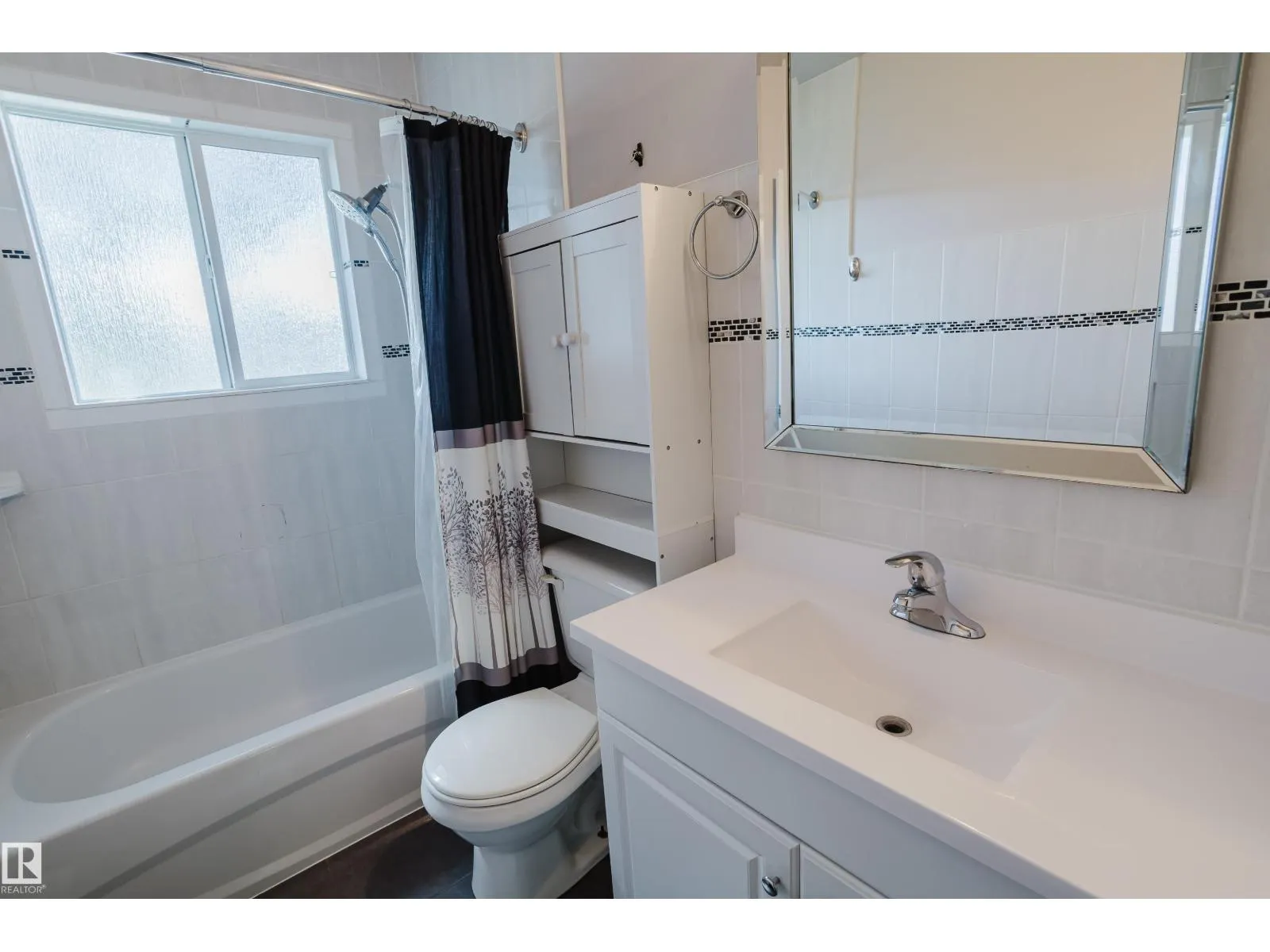 16505 103 AV NW