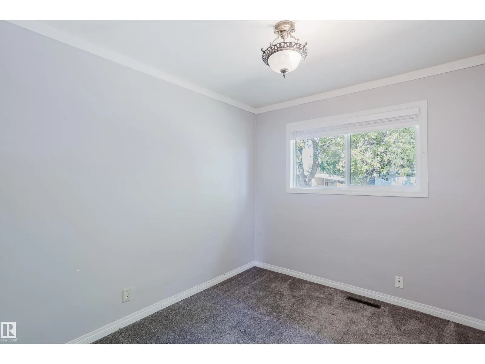 16505 103 AV NW