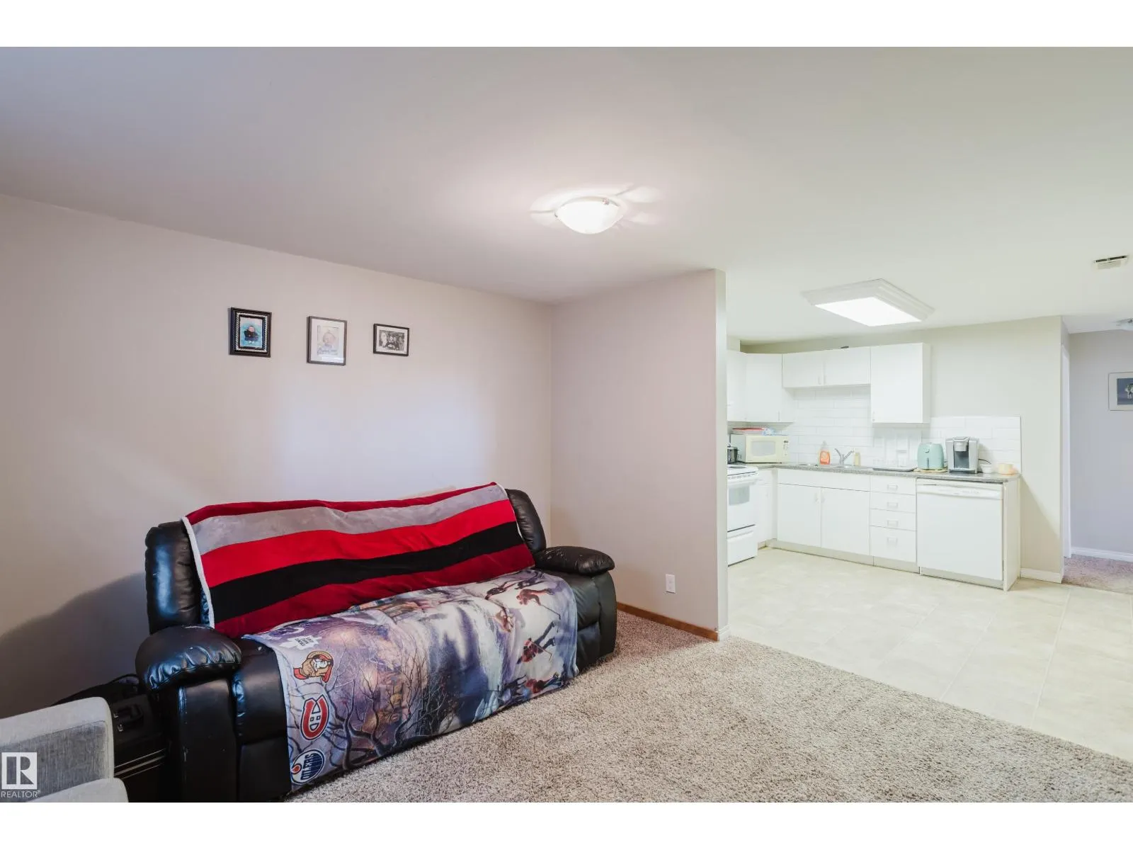 16505 103 AV NW