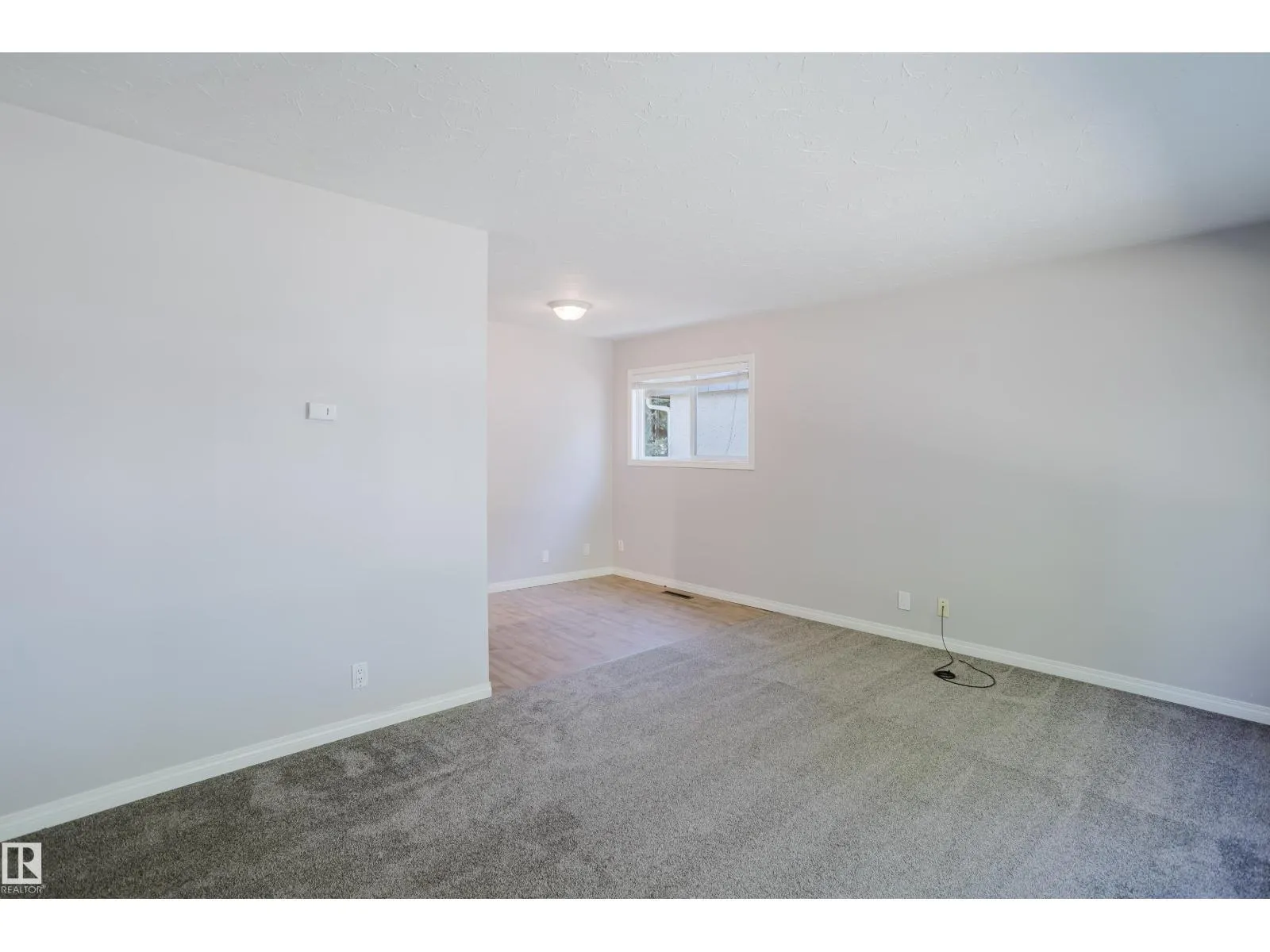 16505 103 AV NW