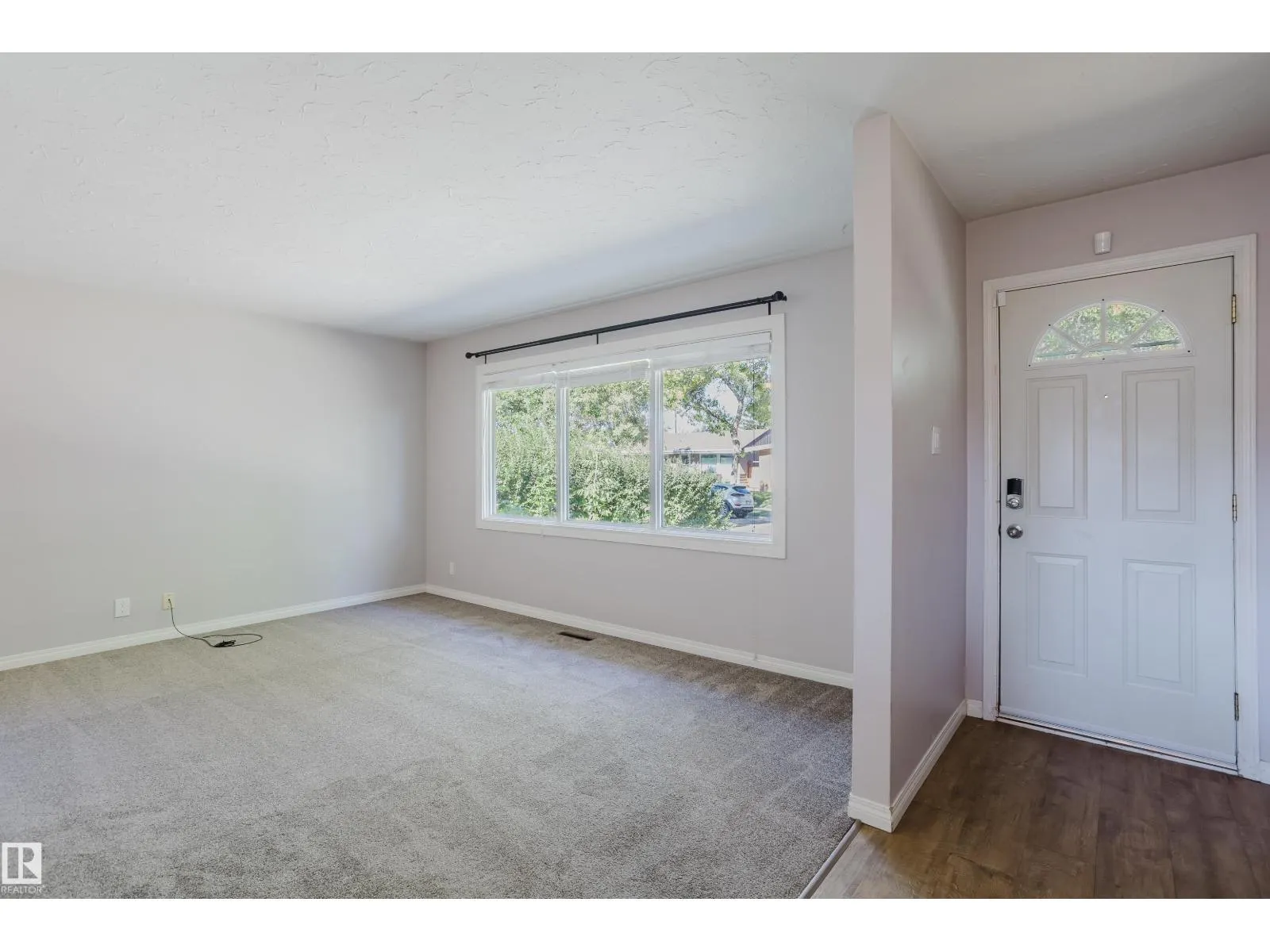 16505 103 AV NW