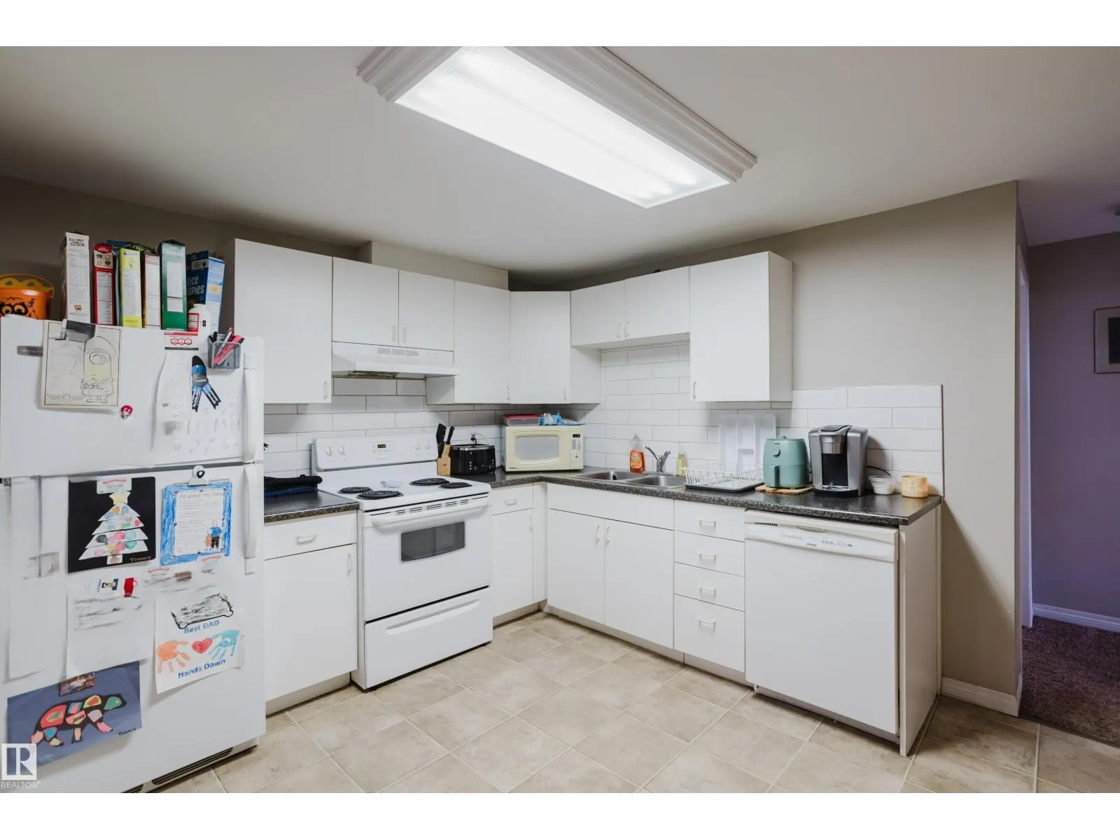 16505 103 AV NW