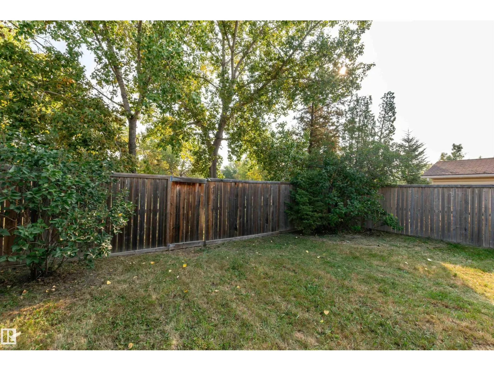 9409 173 ST NW