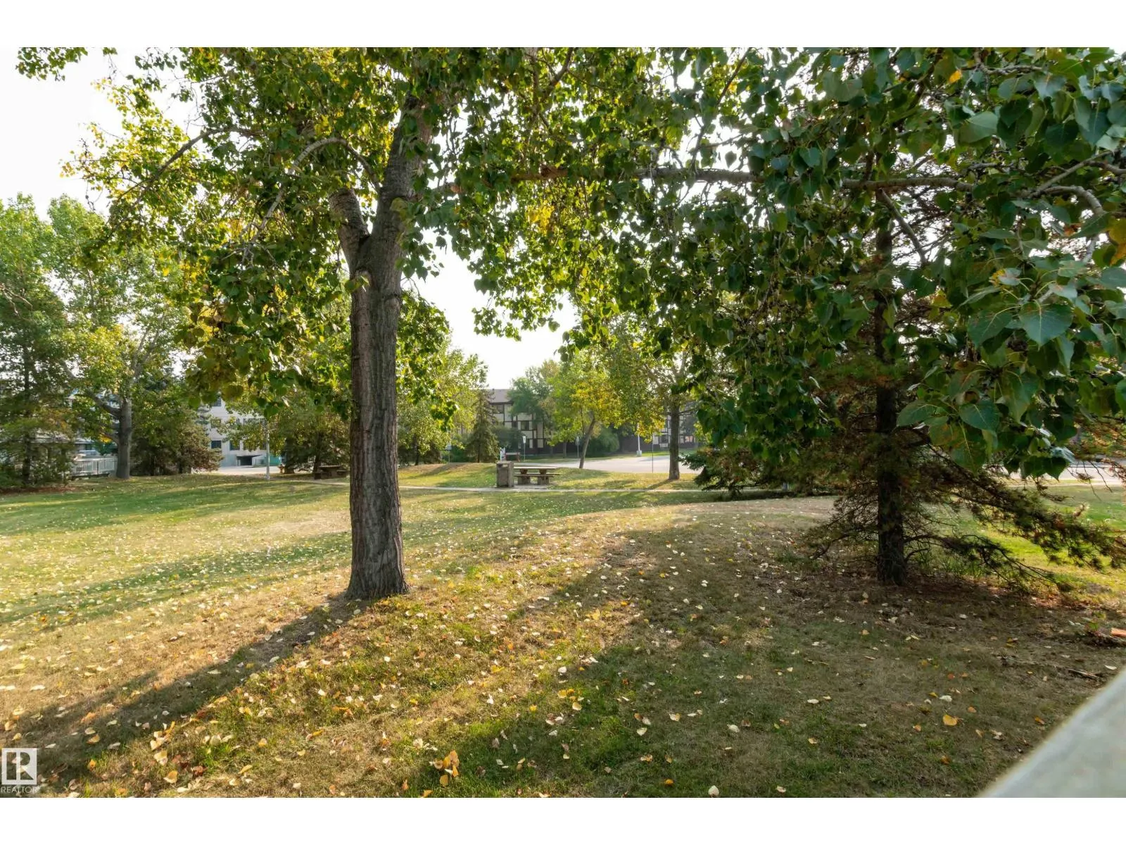 9409 173 ST NW