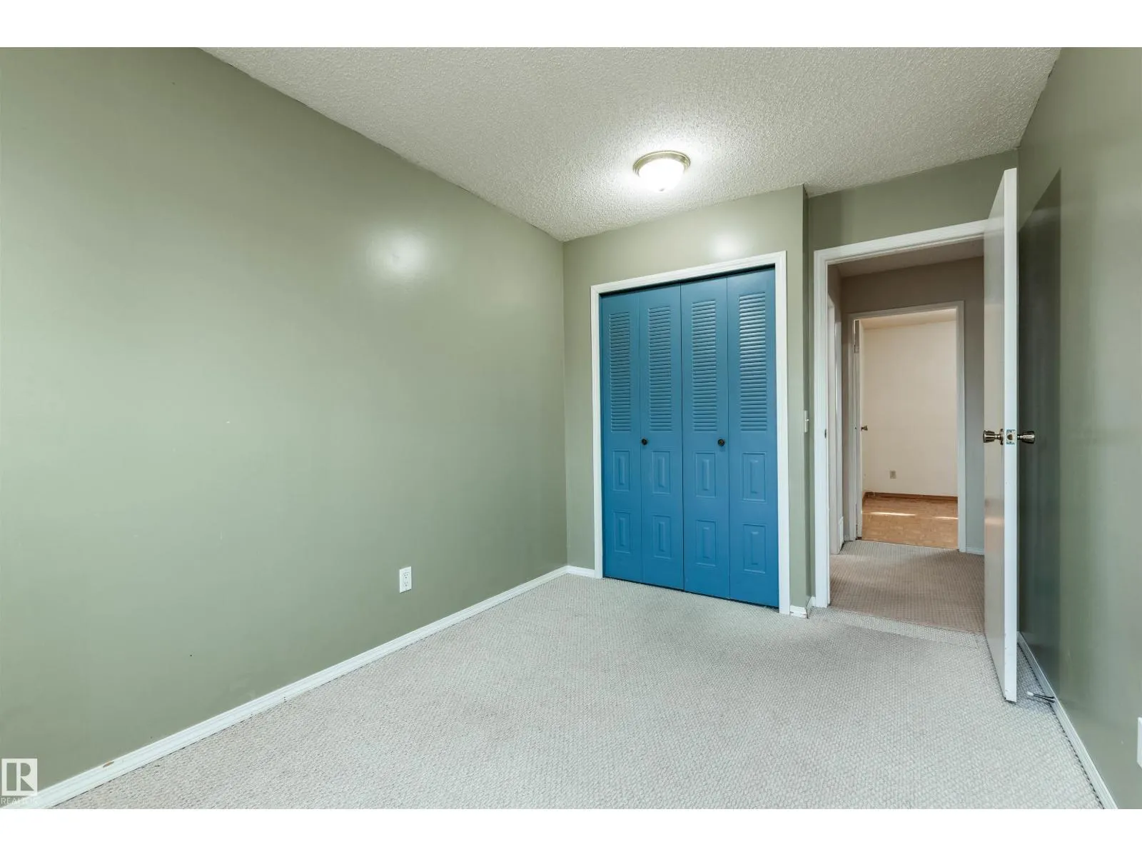 9409 173 ST NW