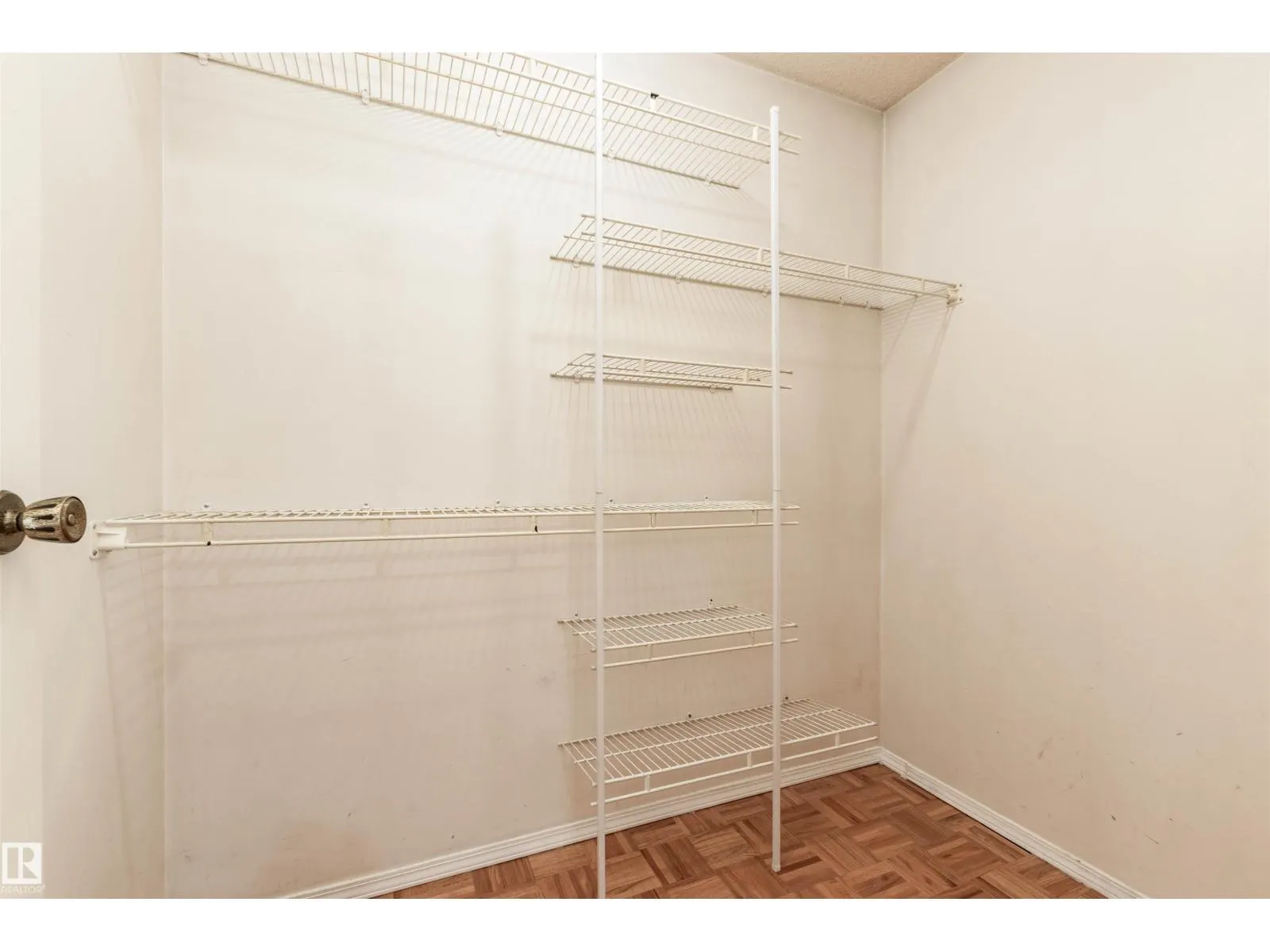 9409 173 ST NW