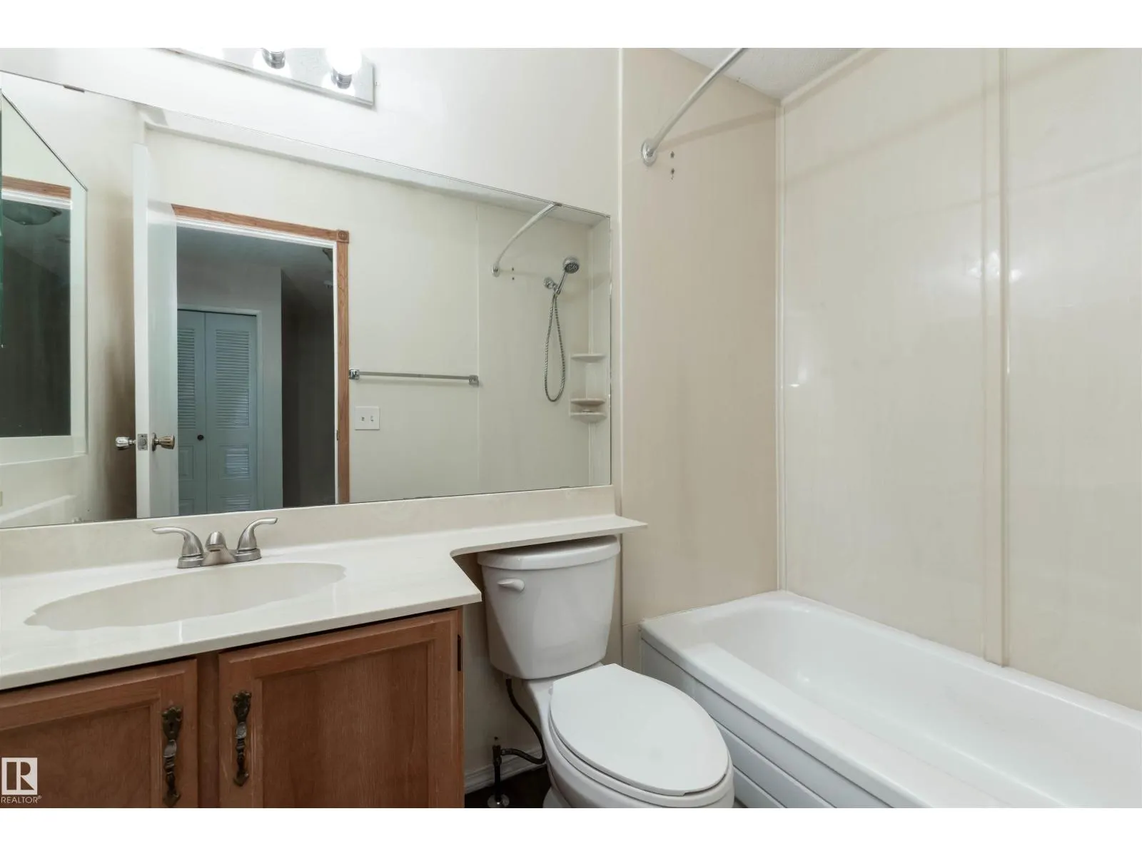 9409 173 ST NW