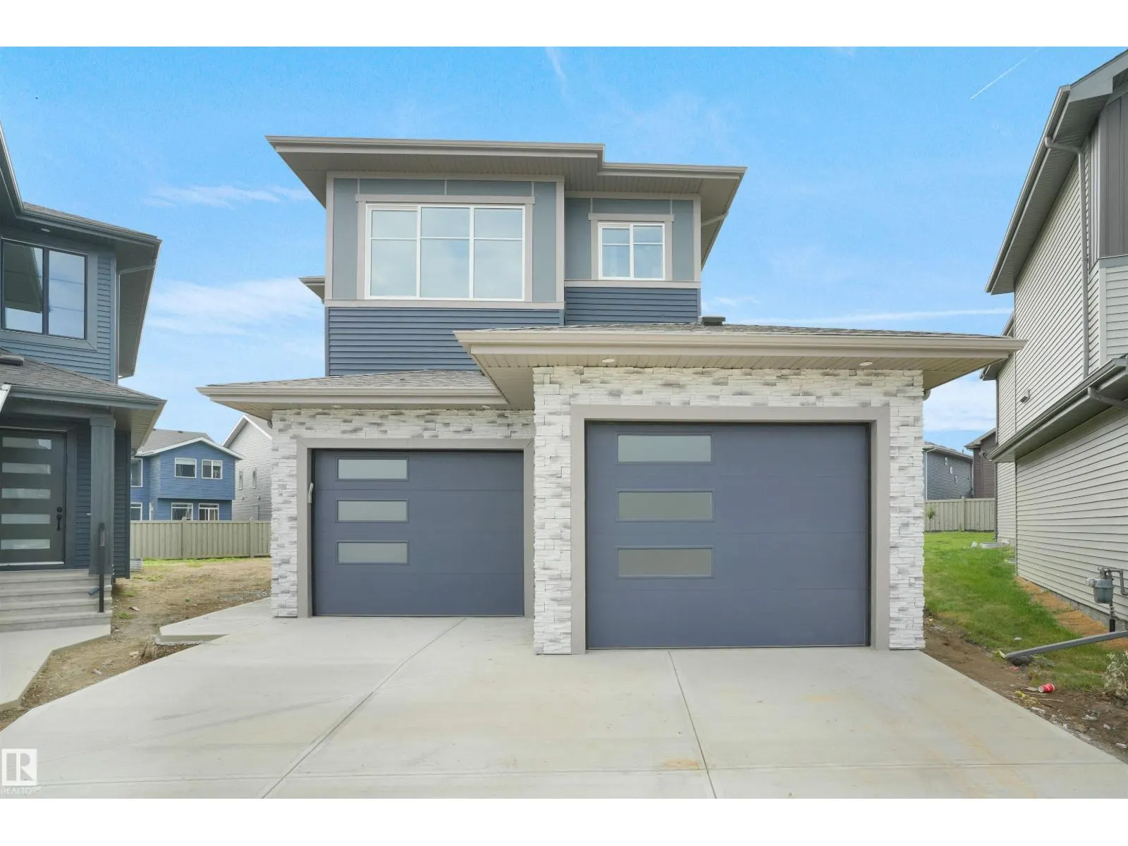 22139 81 AV NW
