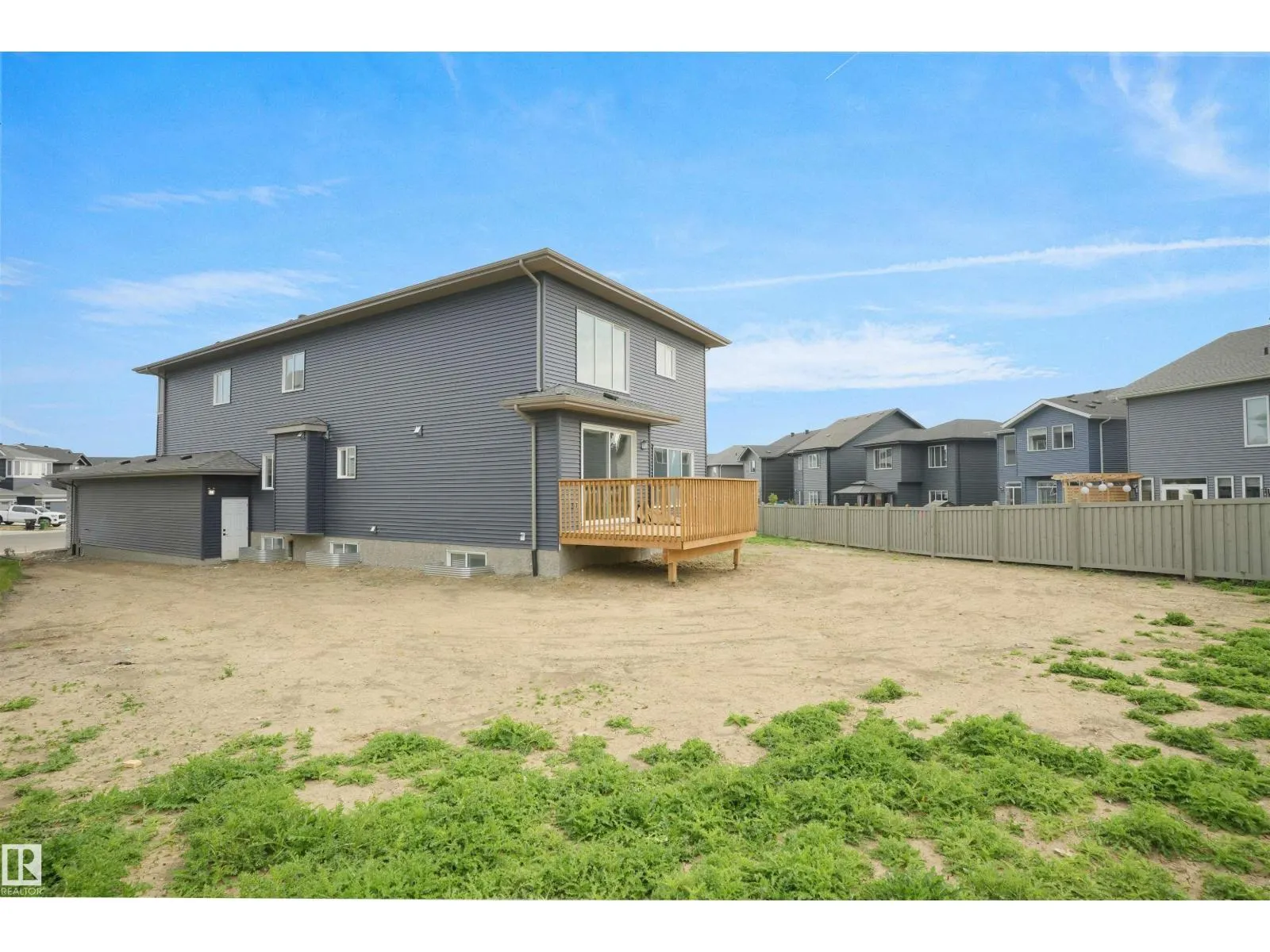22139 81 AV NW