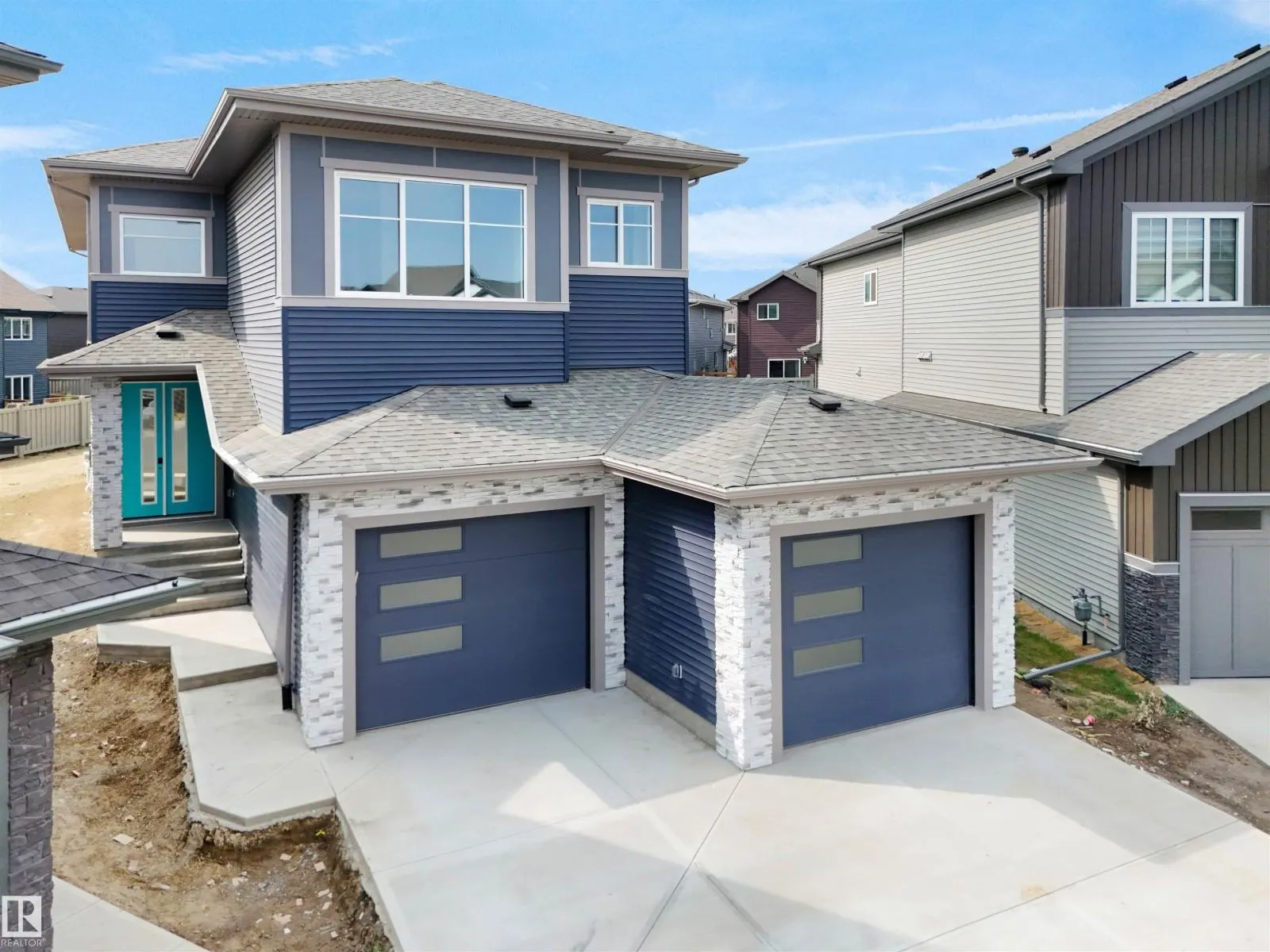 22139 81 AV NW