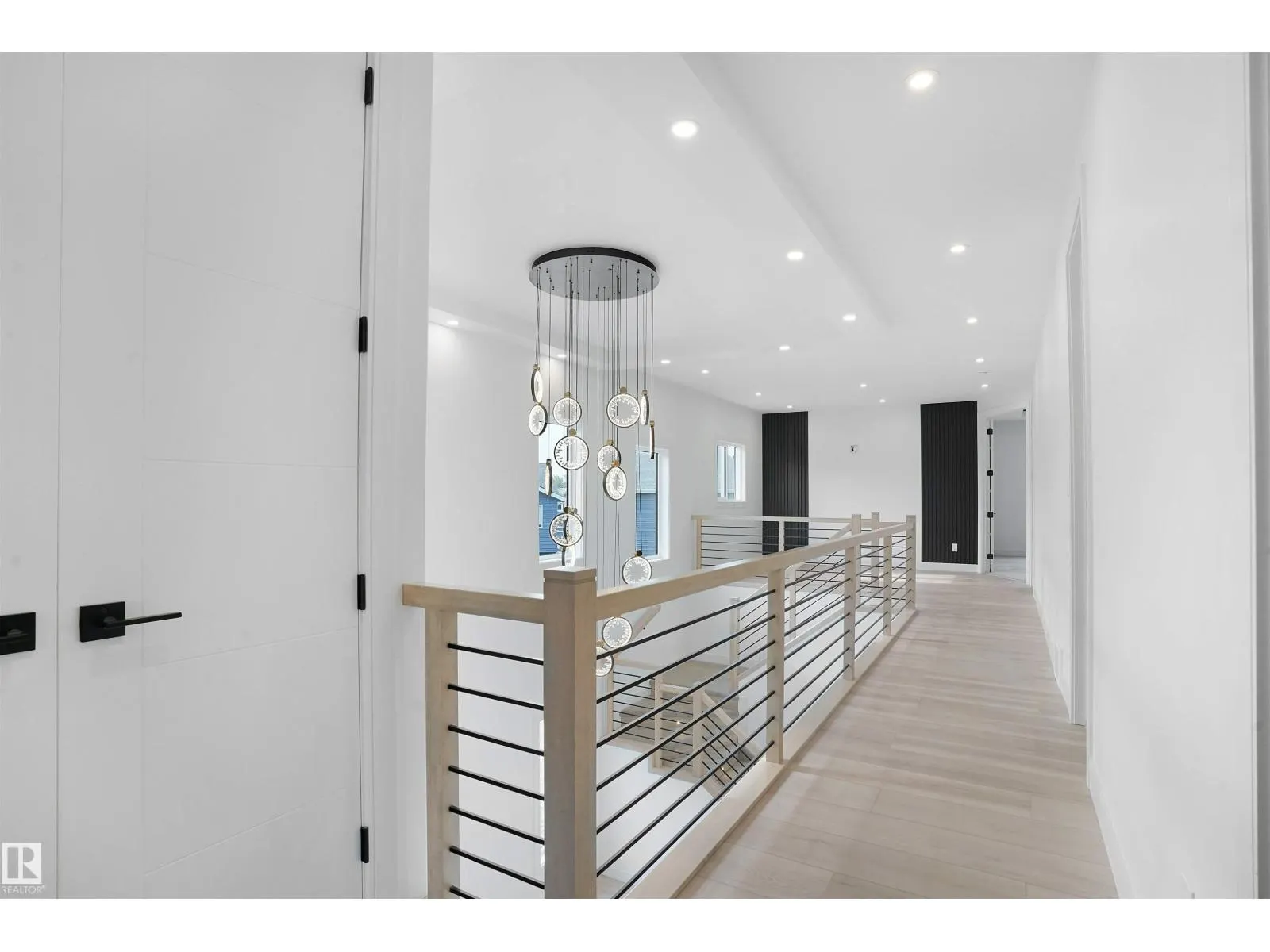 22139 81 AV NW