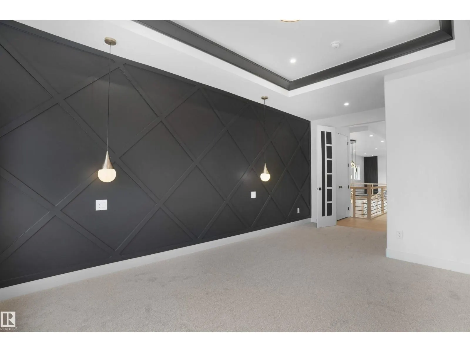 22139 81 AV NW
