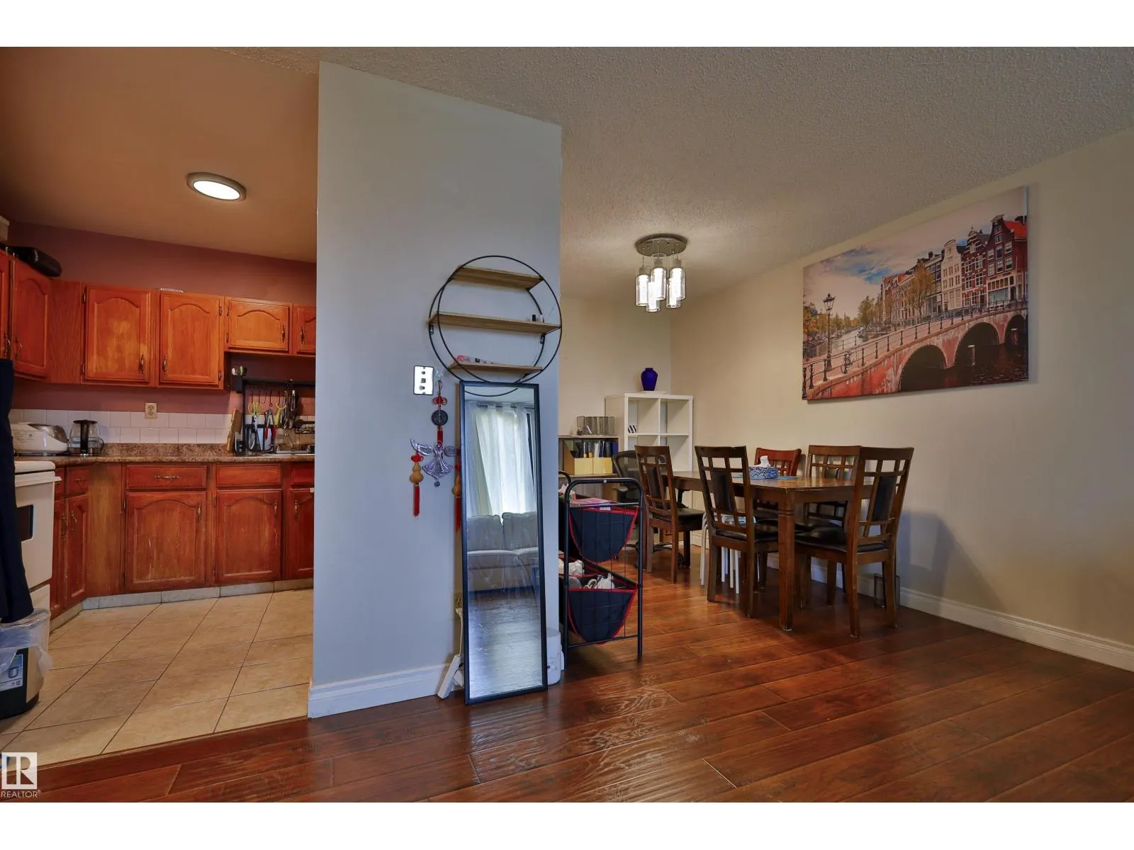 #505 10175 109 ST NW