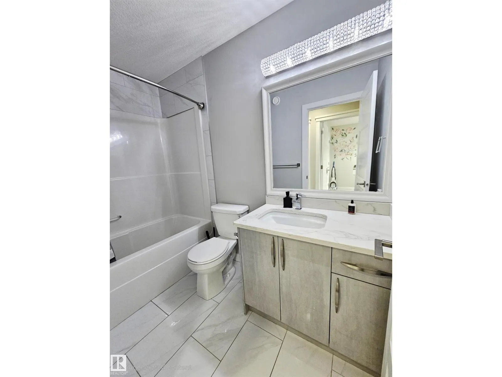 113 RICHMOND LI