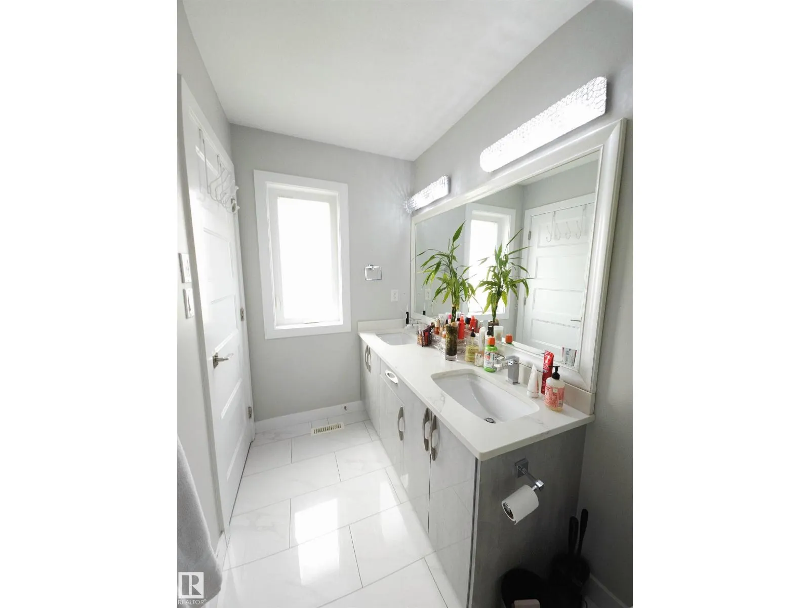 113 RICHMOND LI
