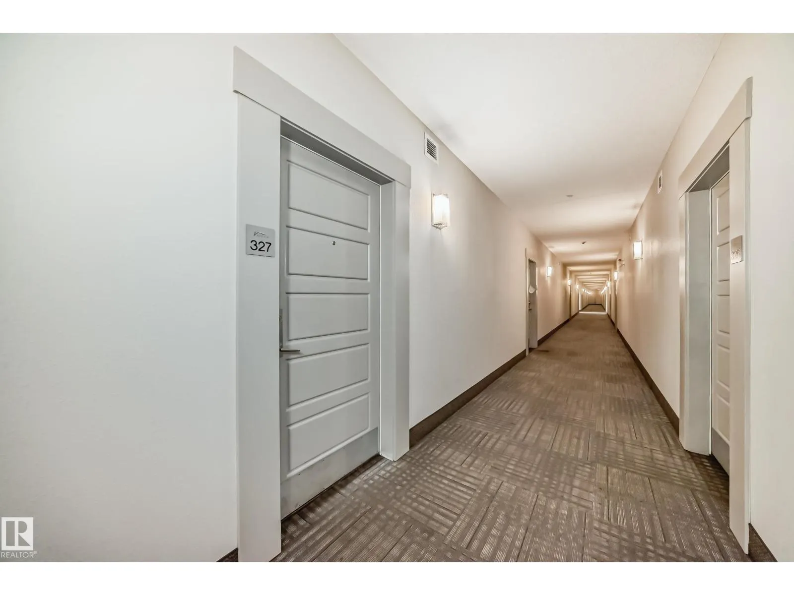 #327 508 Griesbach PR NW