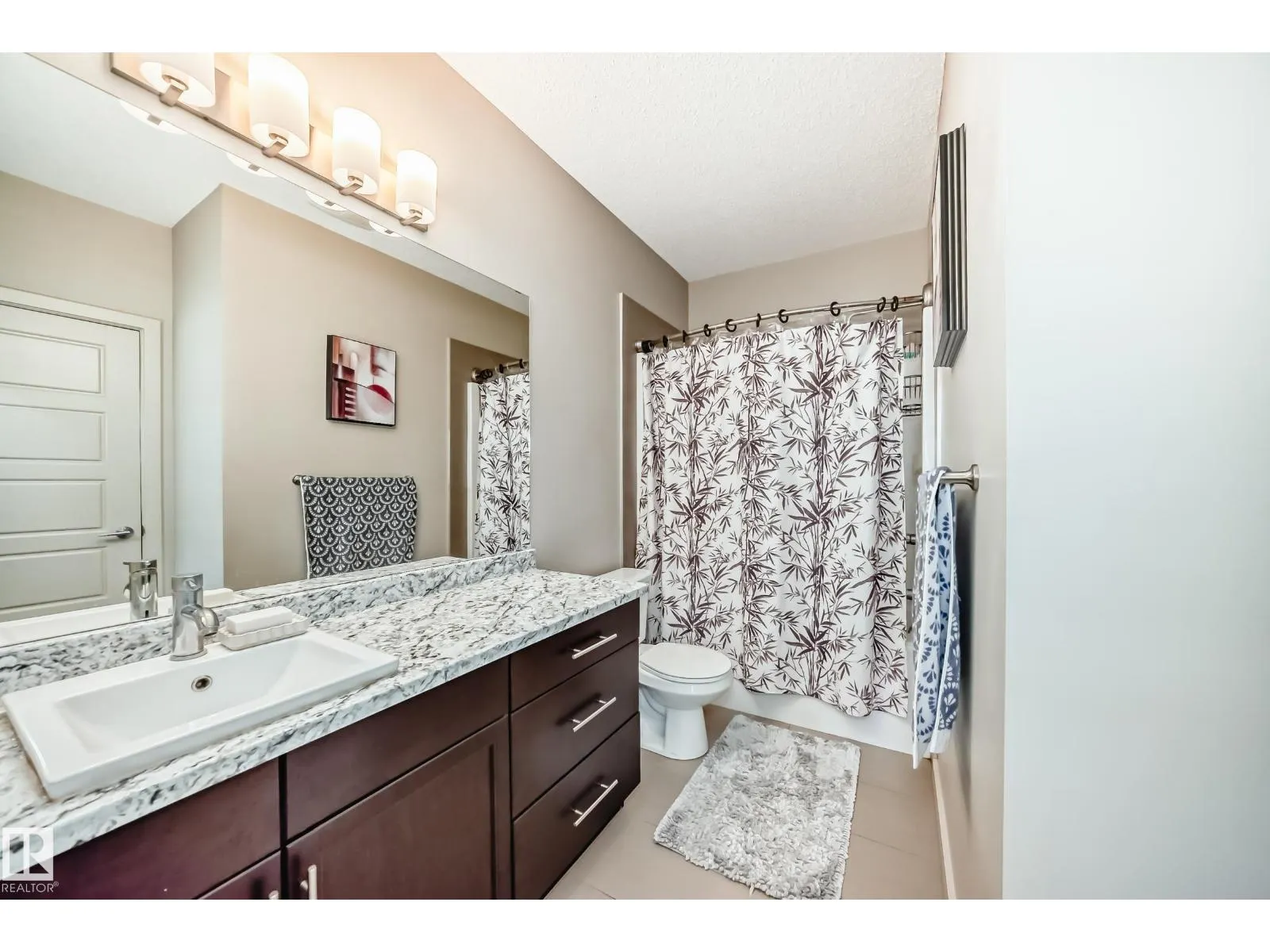 #327 508 Griesbach PR NW