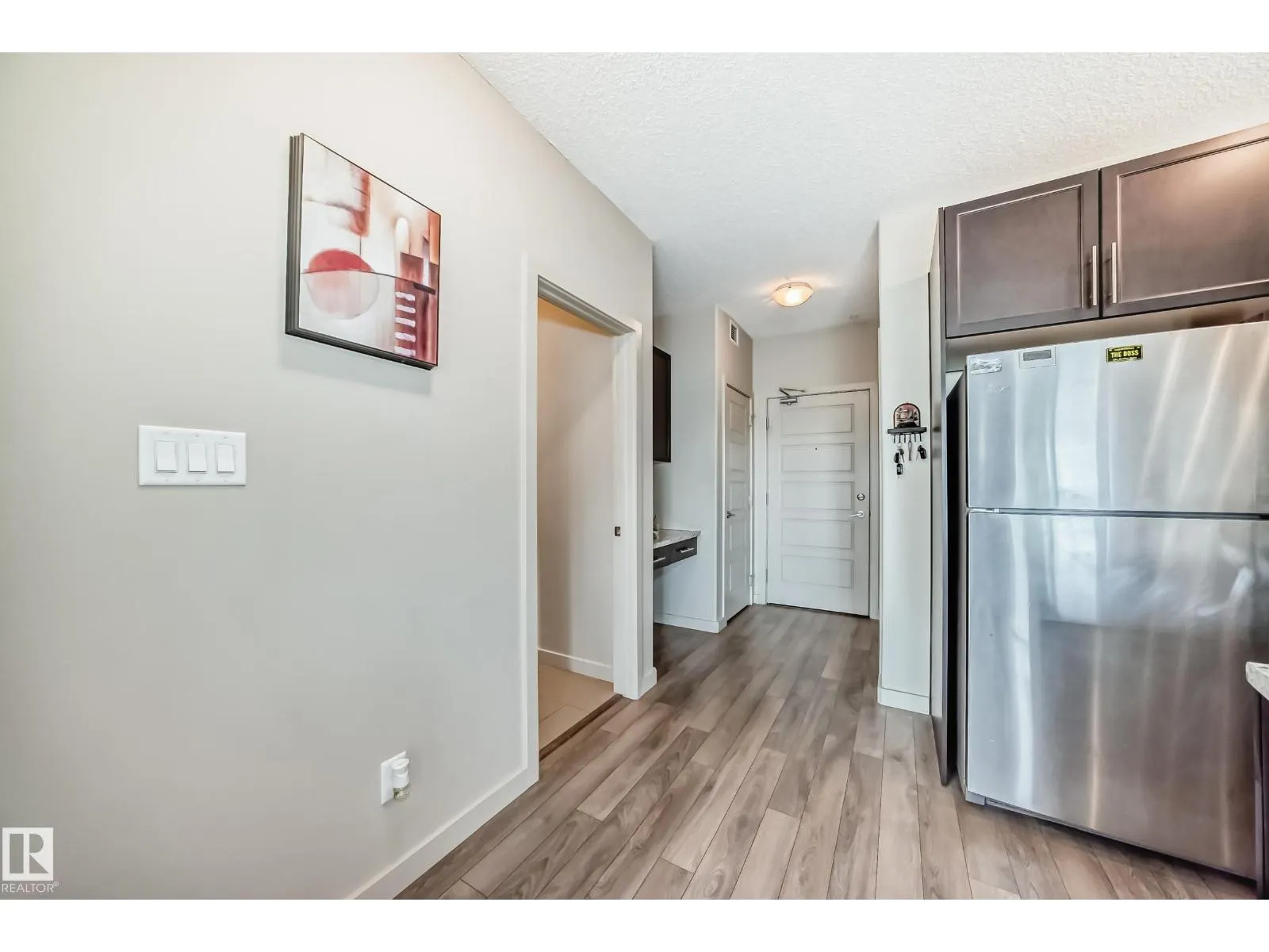 #327 508 Griesbach PR NW