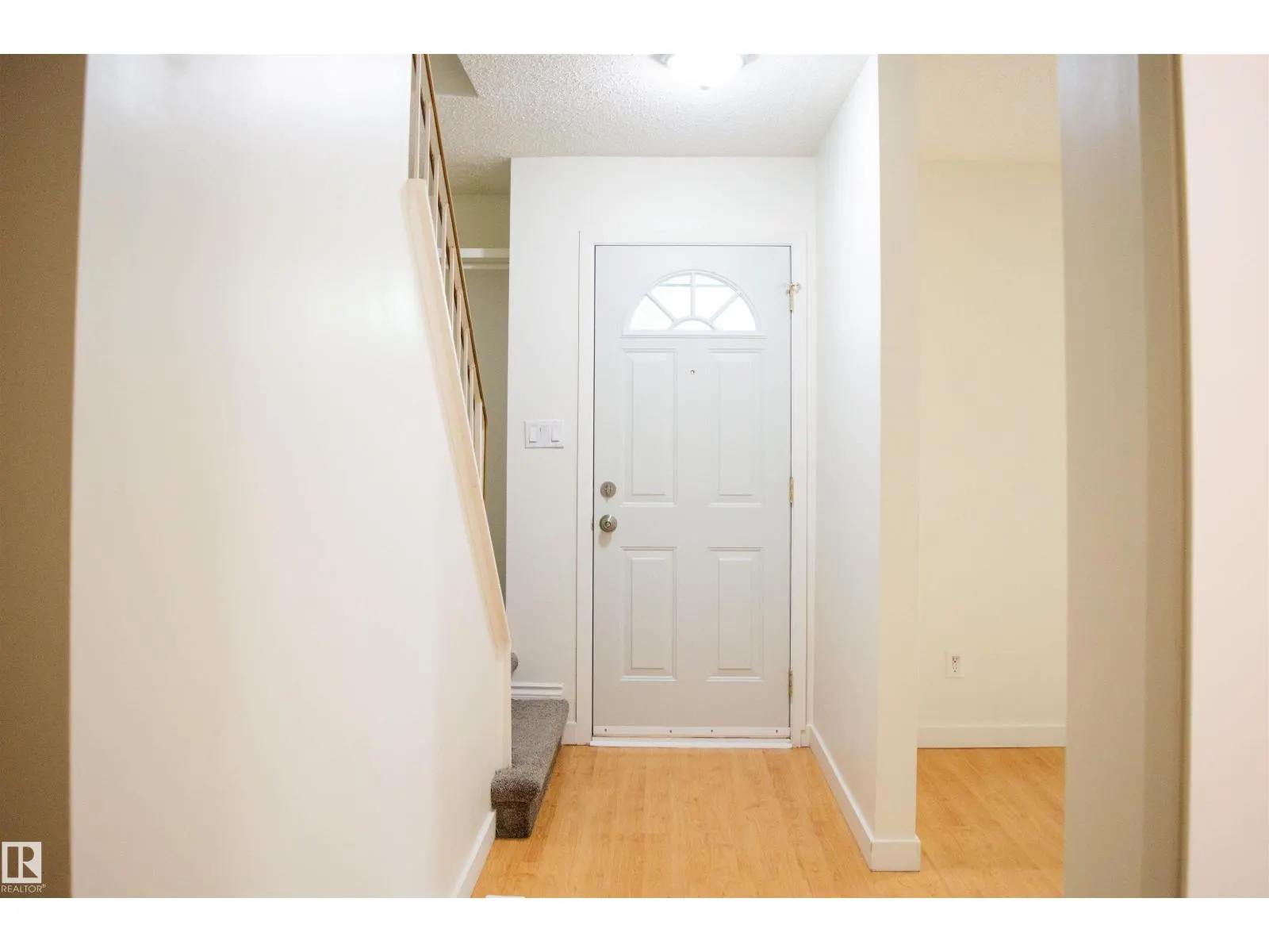 18241 84 AV NW
