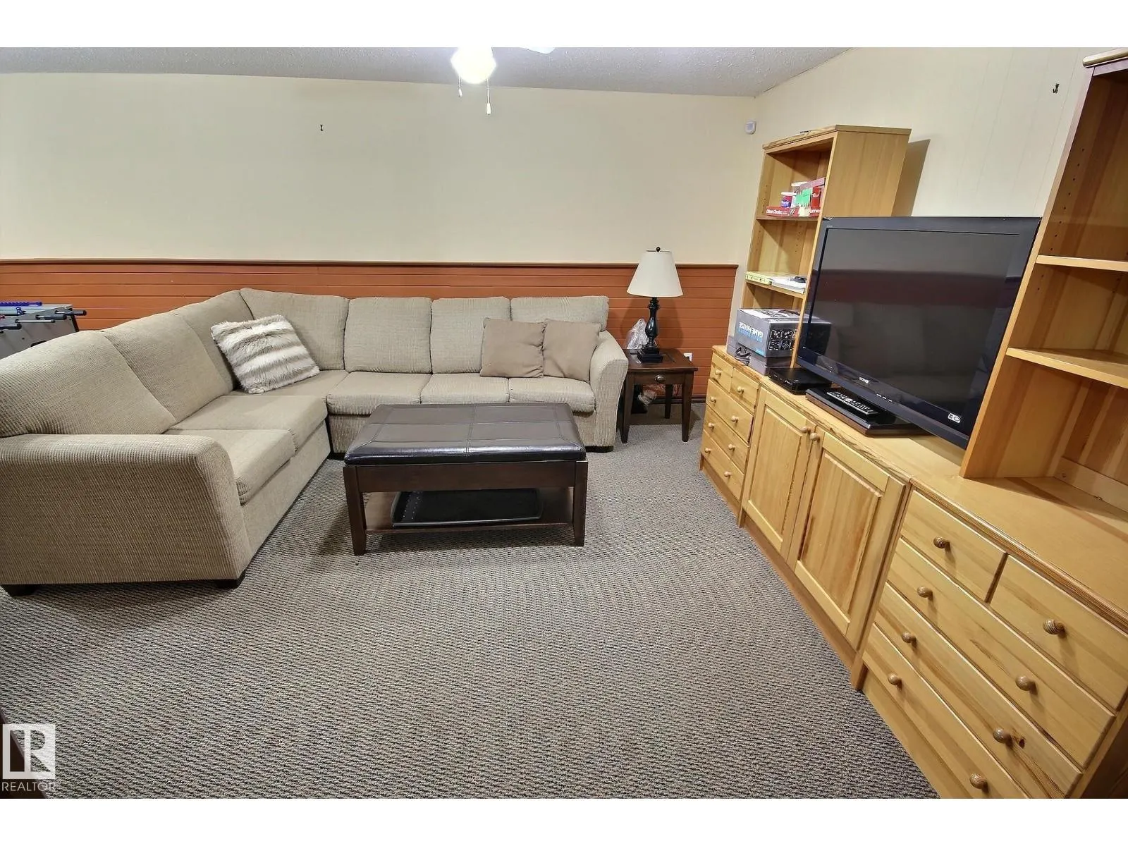 2 WASCANA ST