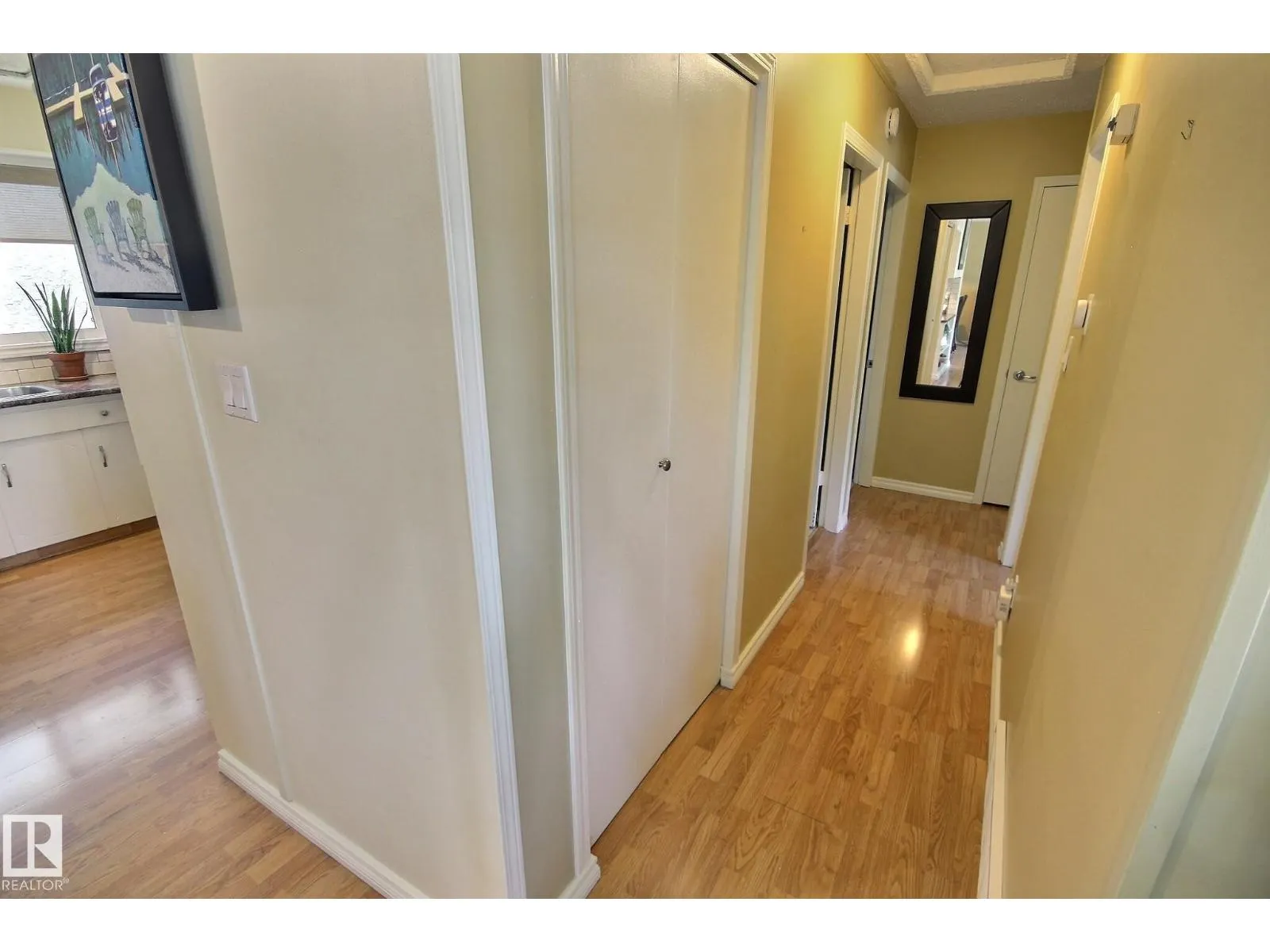 2 WASCANA ST