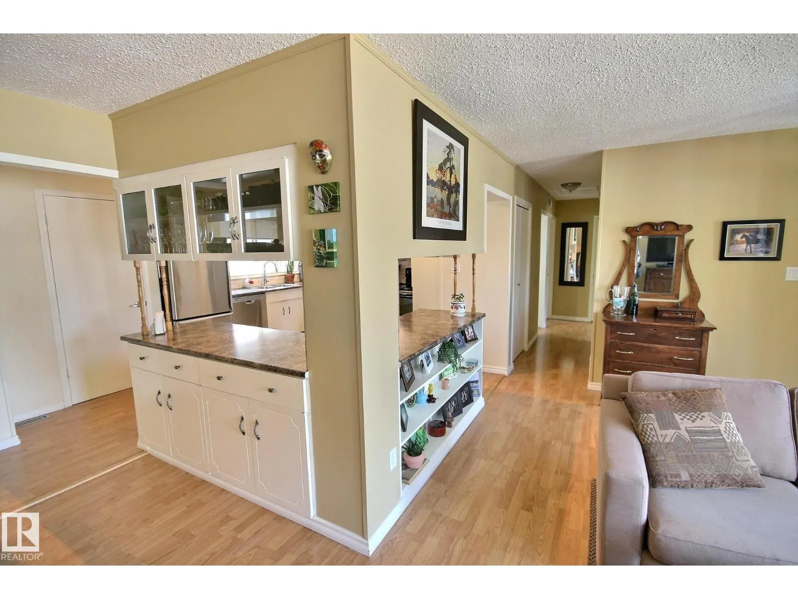 2 WASCANA ST
