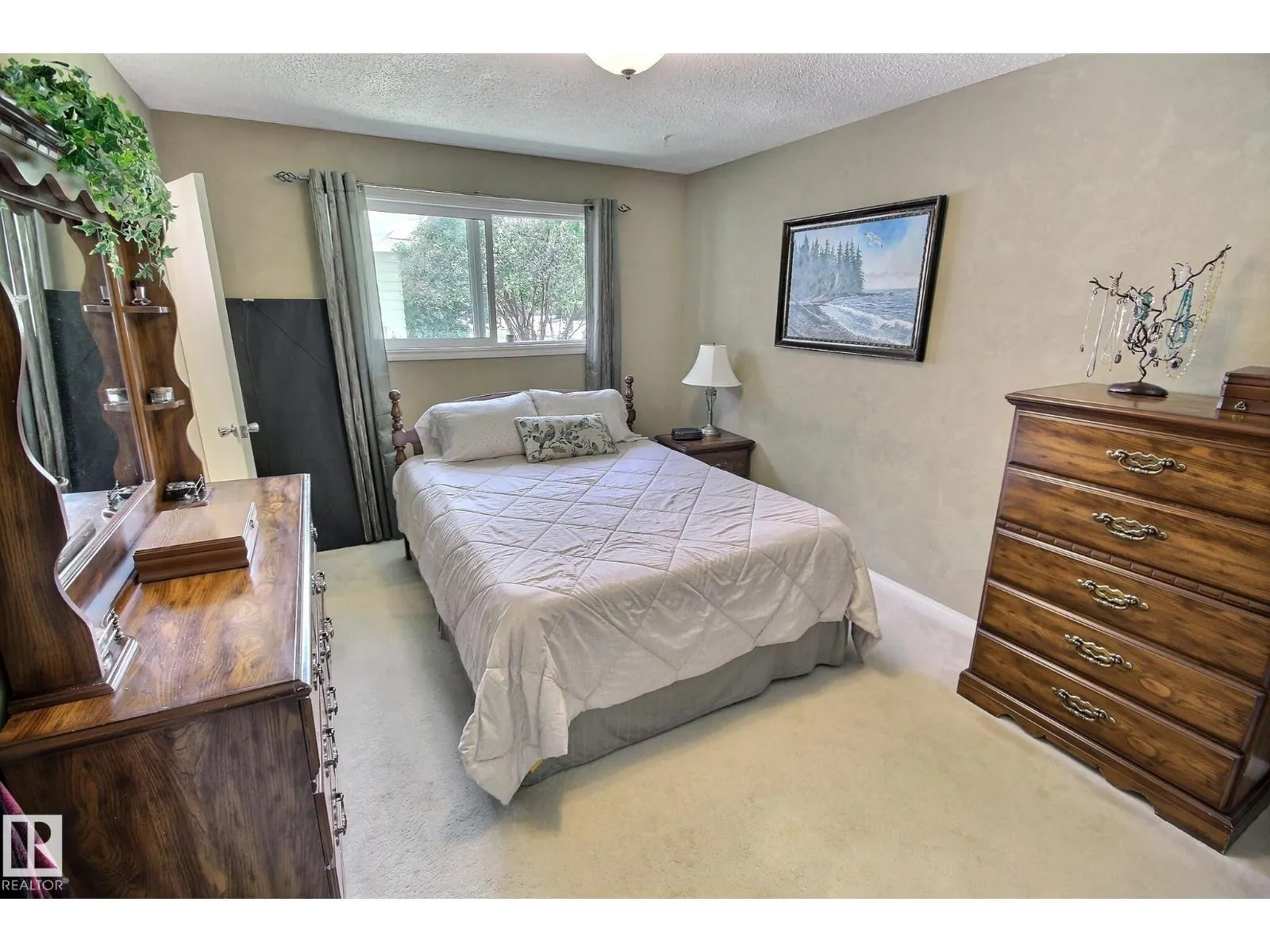 2 WASCANA ST
