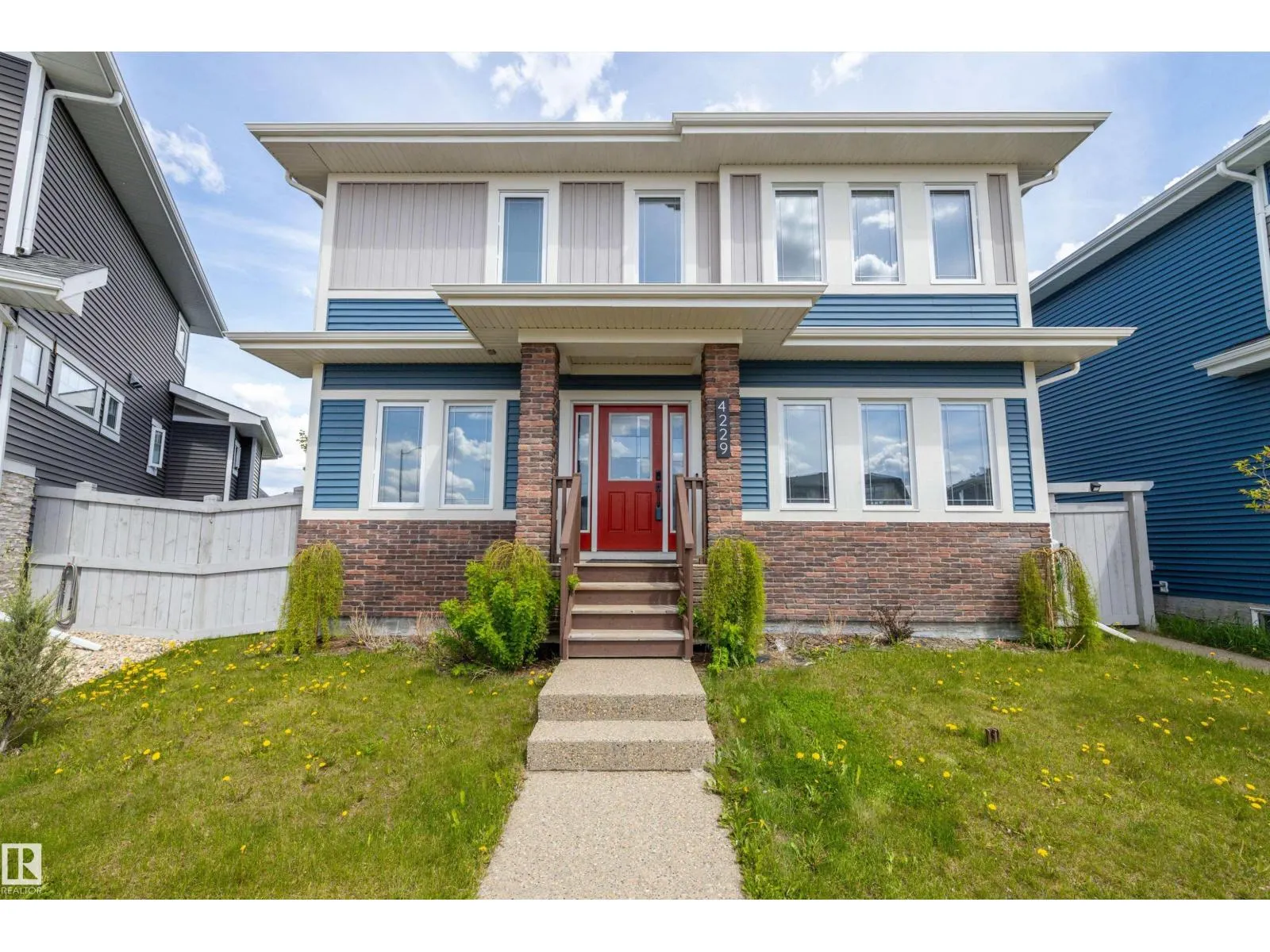 4229 VETERANS WY NW