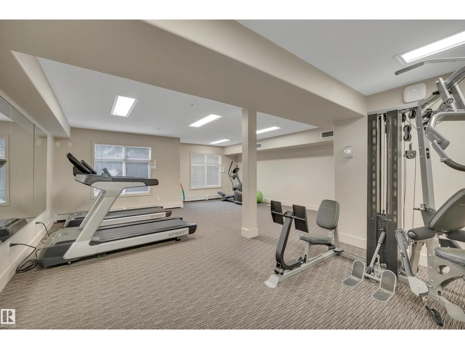 #261 11517 ELLERSLIE RD SW